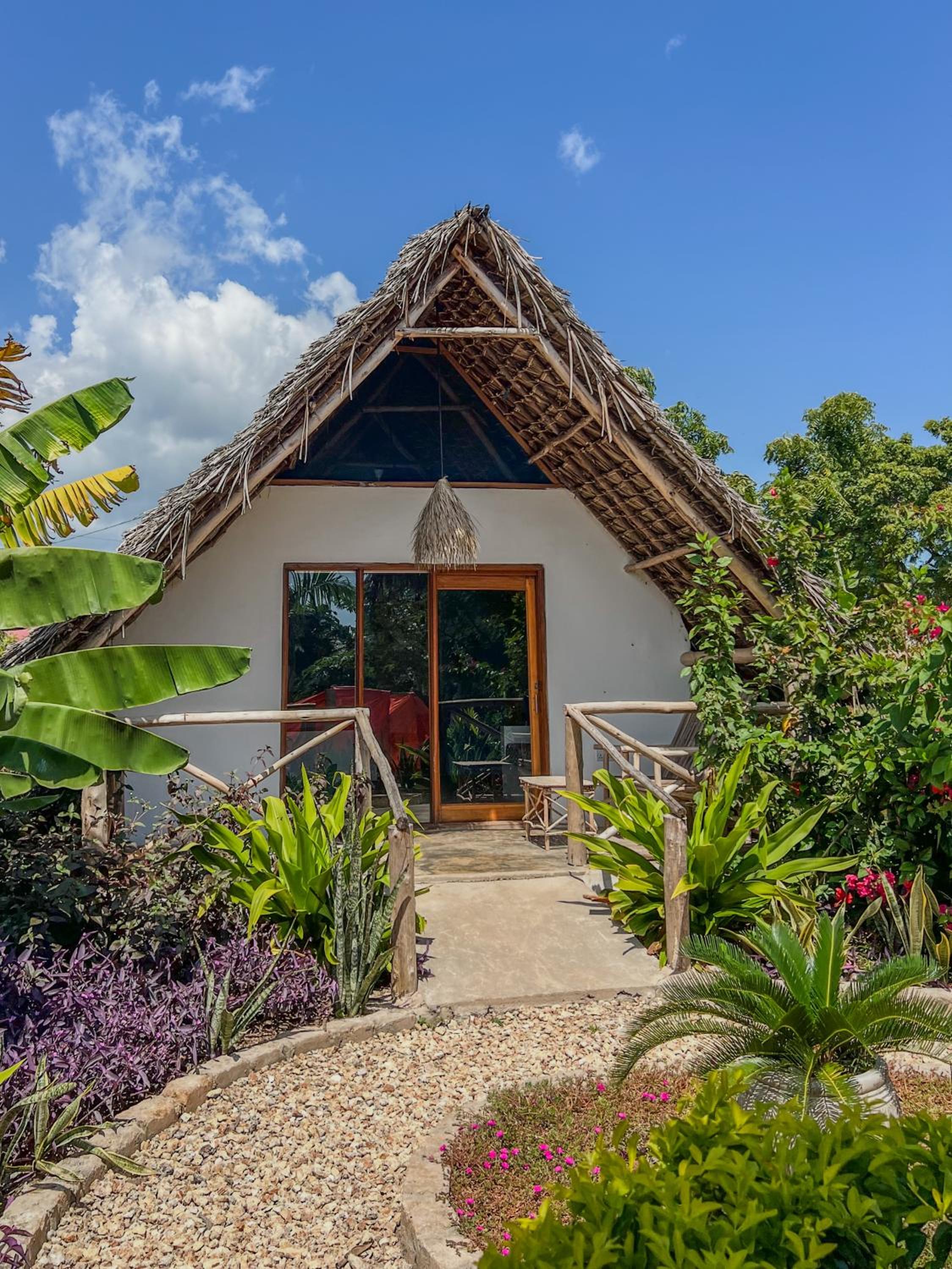 Bungalow with Garden View