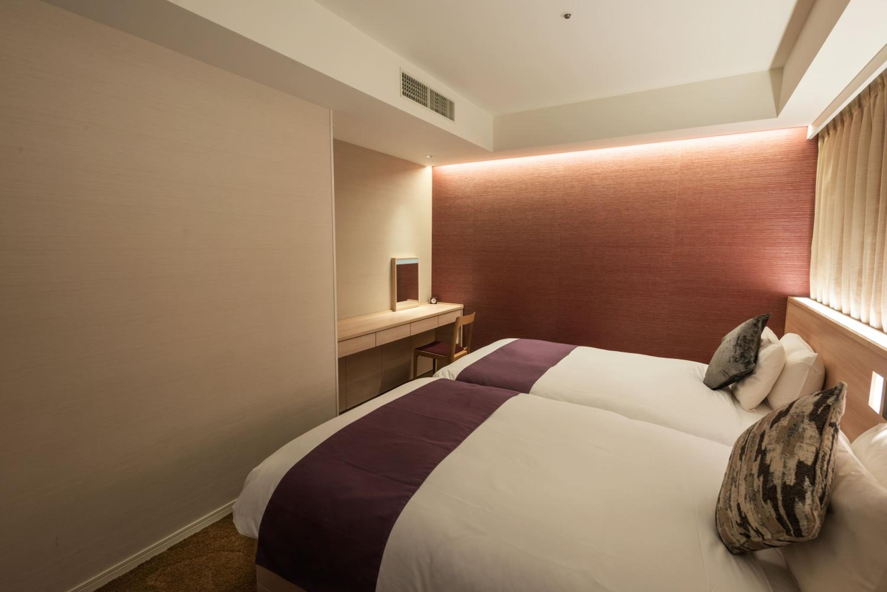 Deluxe Twin Room photo 2