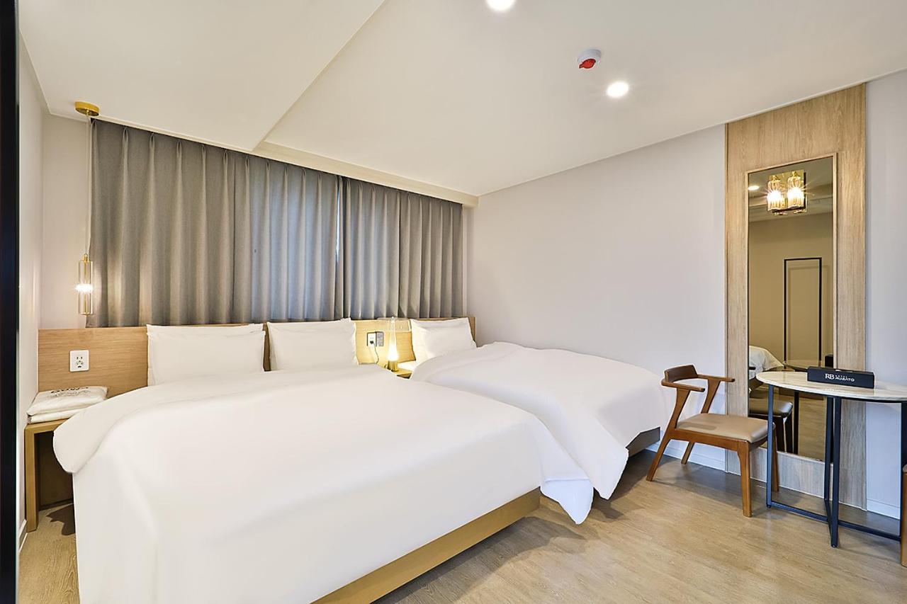 Suite With Terrace photo 2