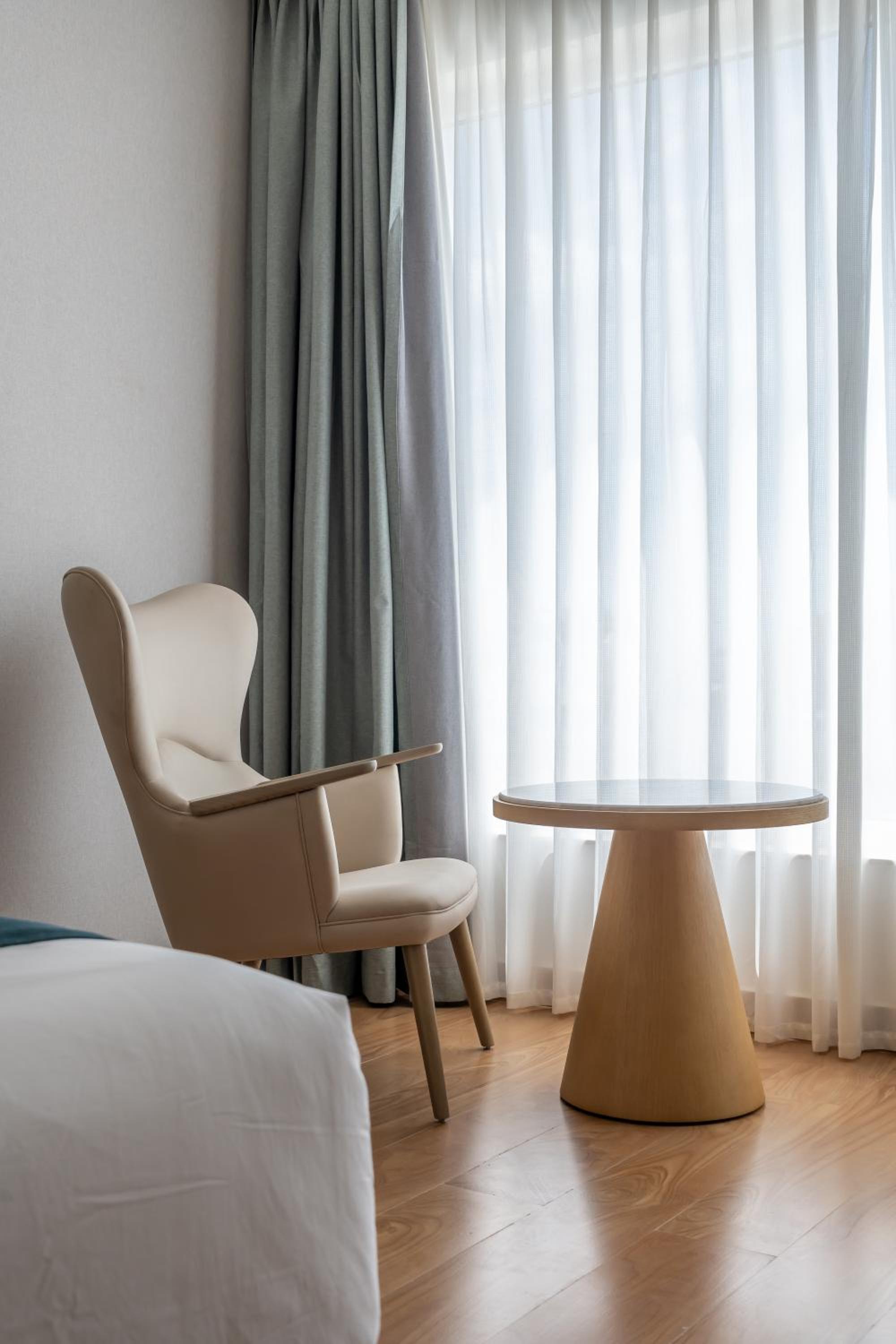 Standard Double Room - Photo 10