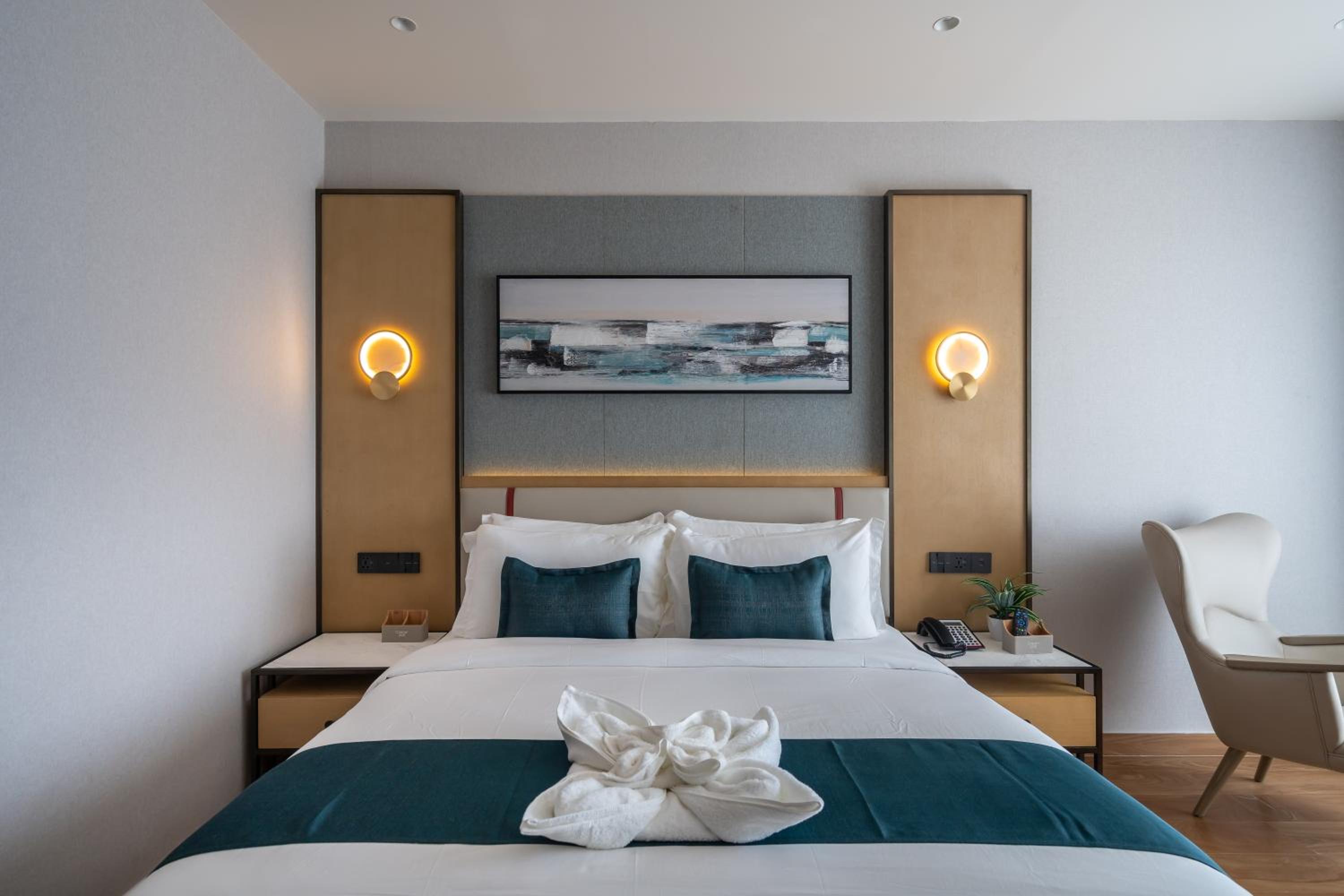 Standard Double Room - Photo 9