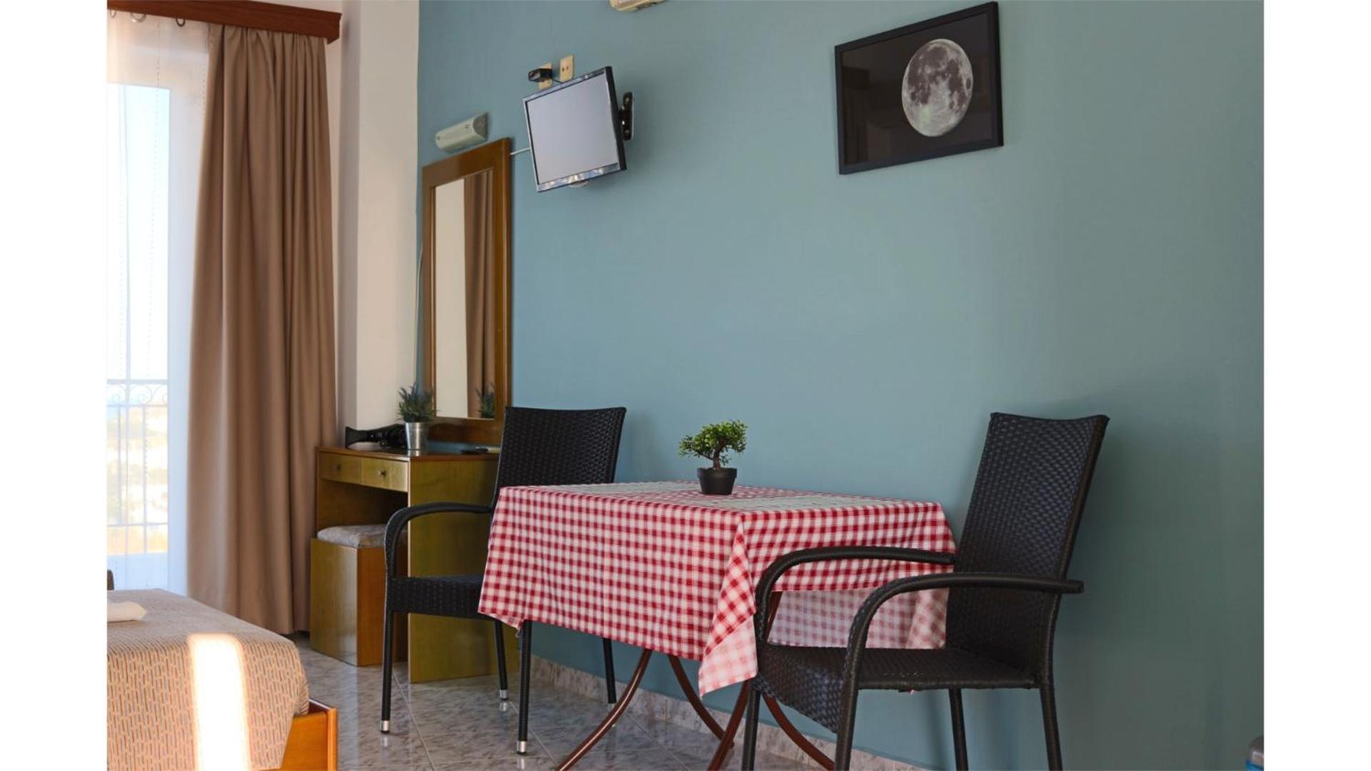Studio with Sea View photo 2