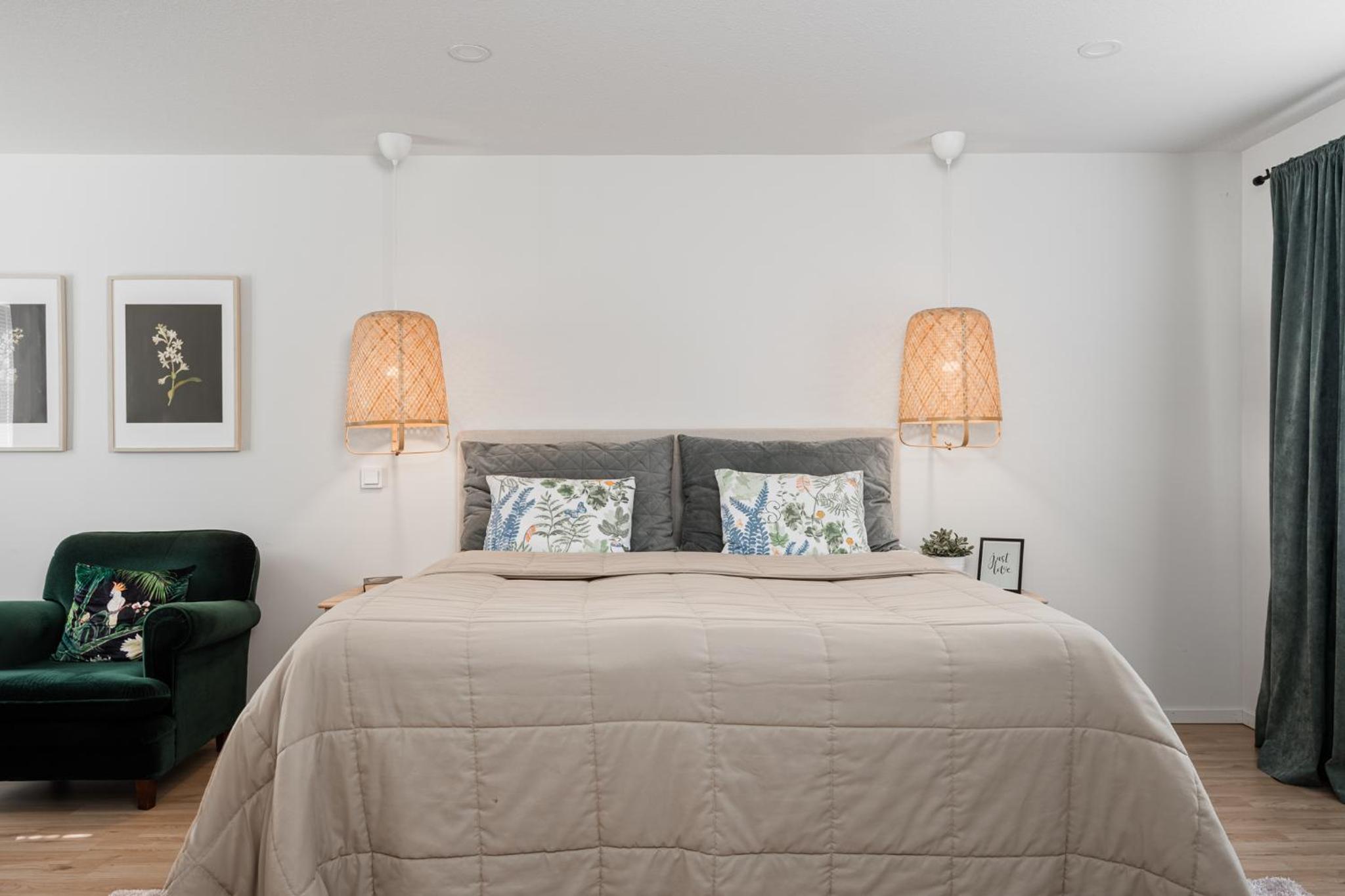 Three-Bedroom House - Photo 1