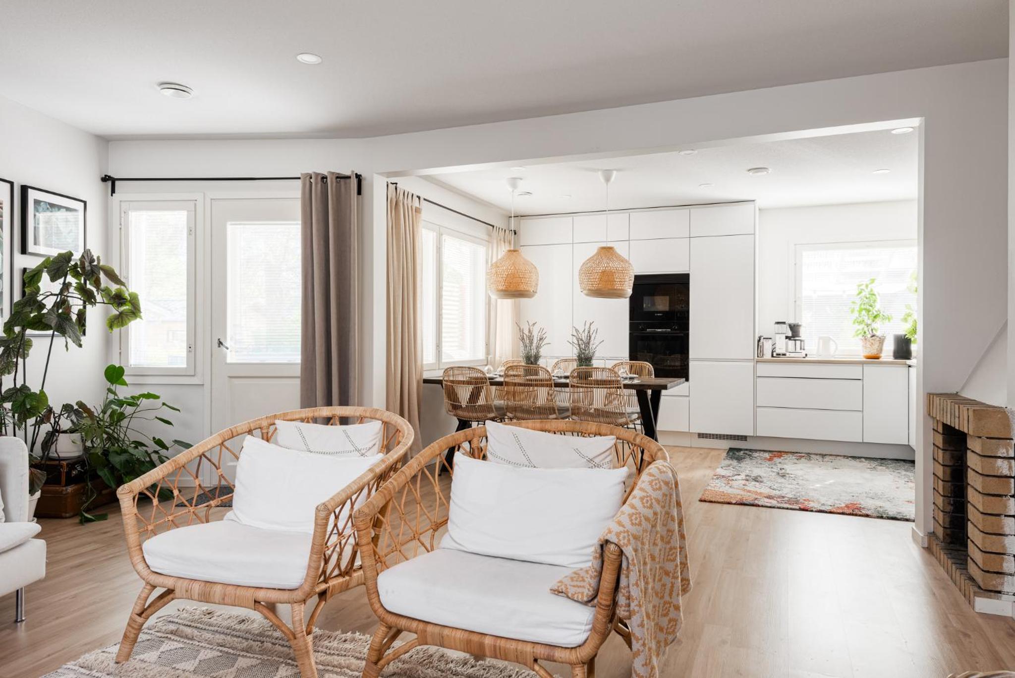 Three-Bedroom House - Photo 18