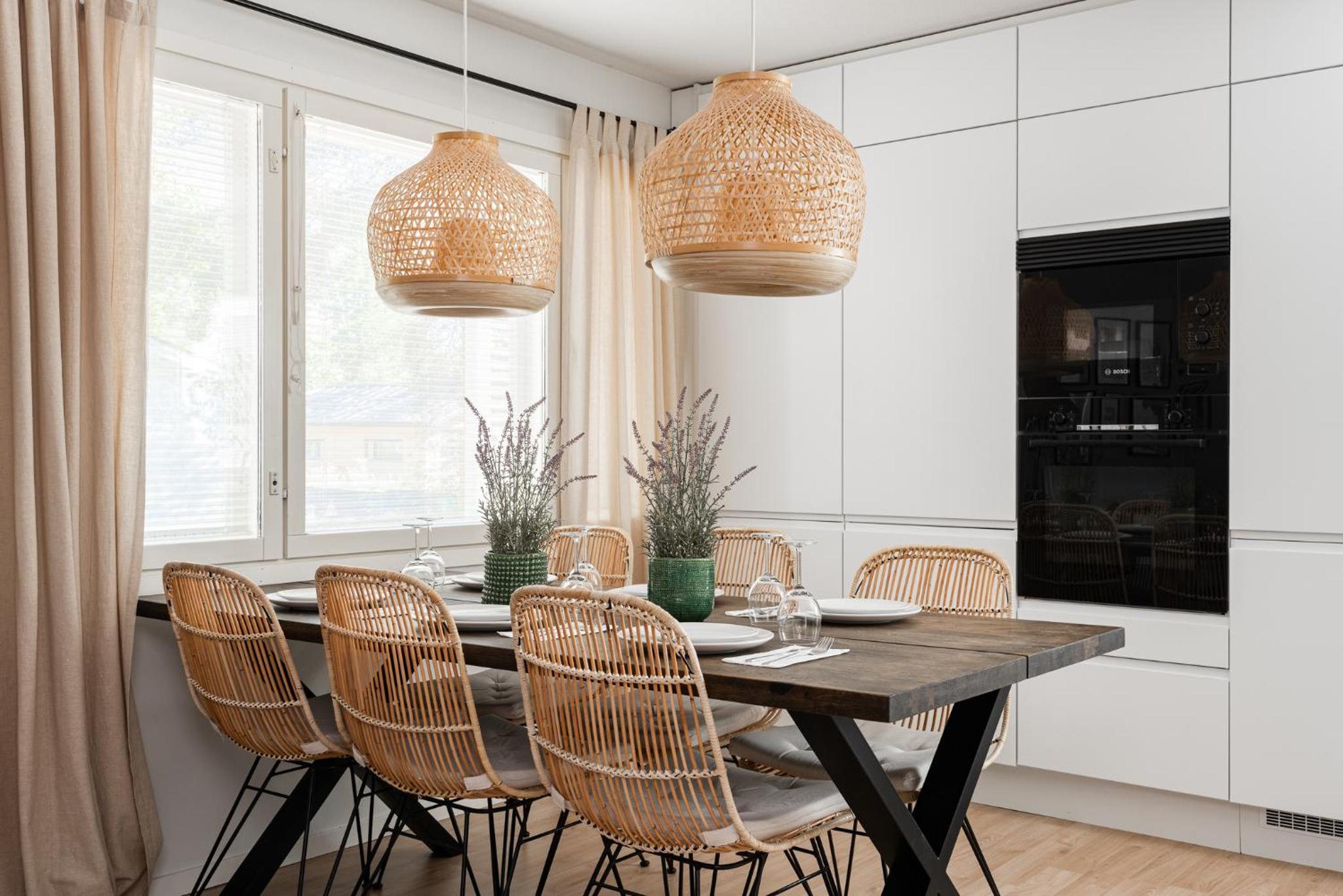 Three-Bedroom House - Photo 3