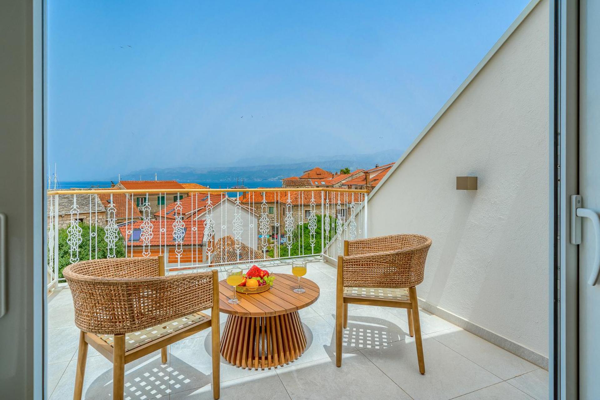 Suite Sea View with Balcony  photo 2
