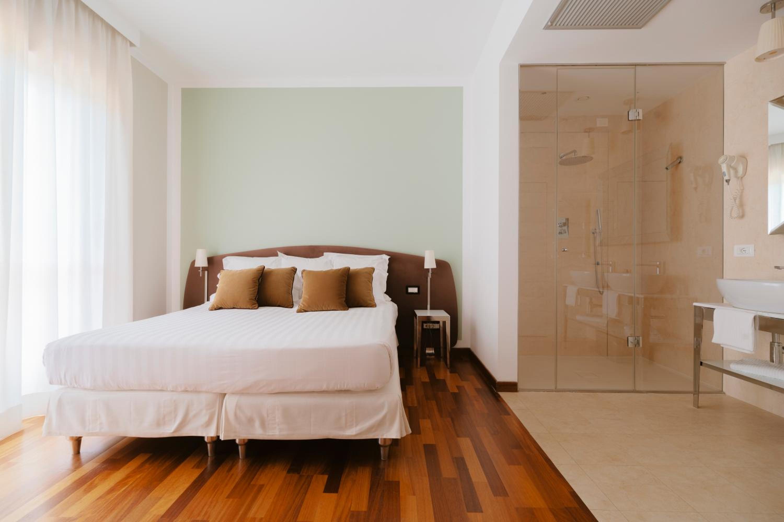 Junior Suite - Photo 8