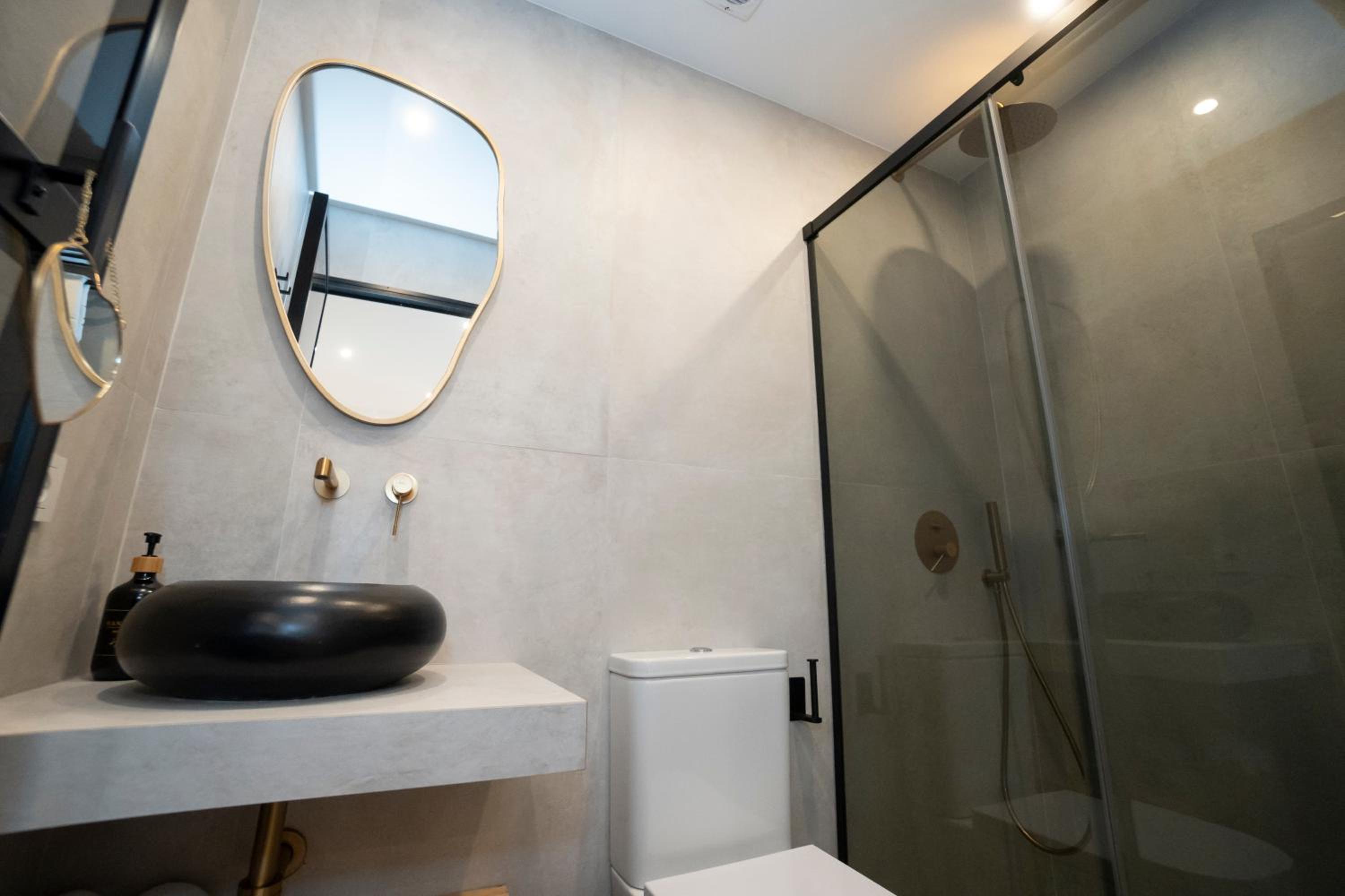 Double Room with Private Bathroom photo 3