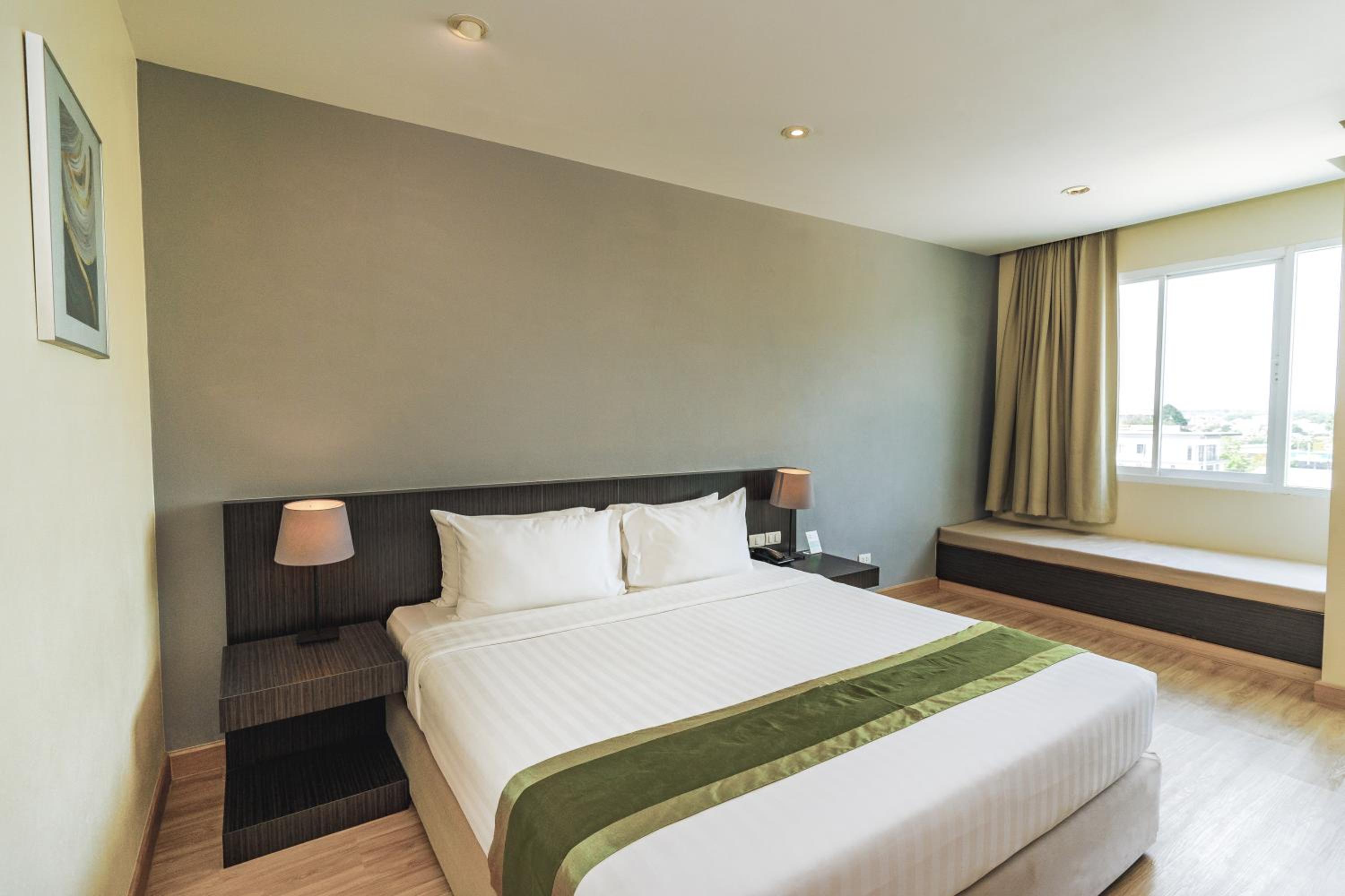 Superior Double or Twin Room photo 3