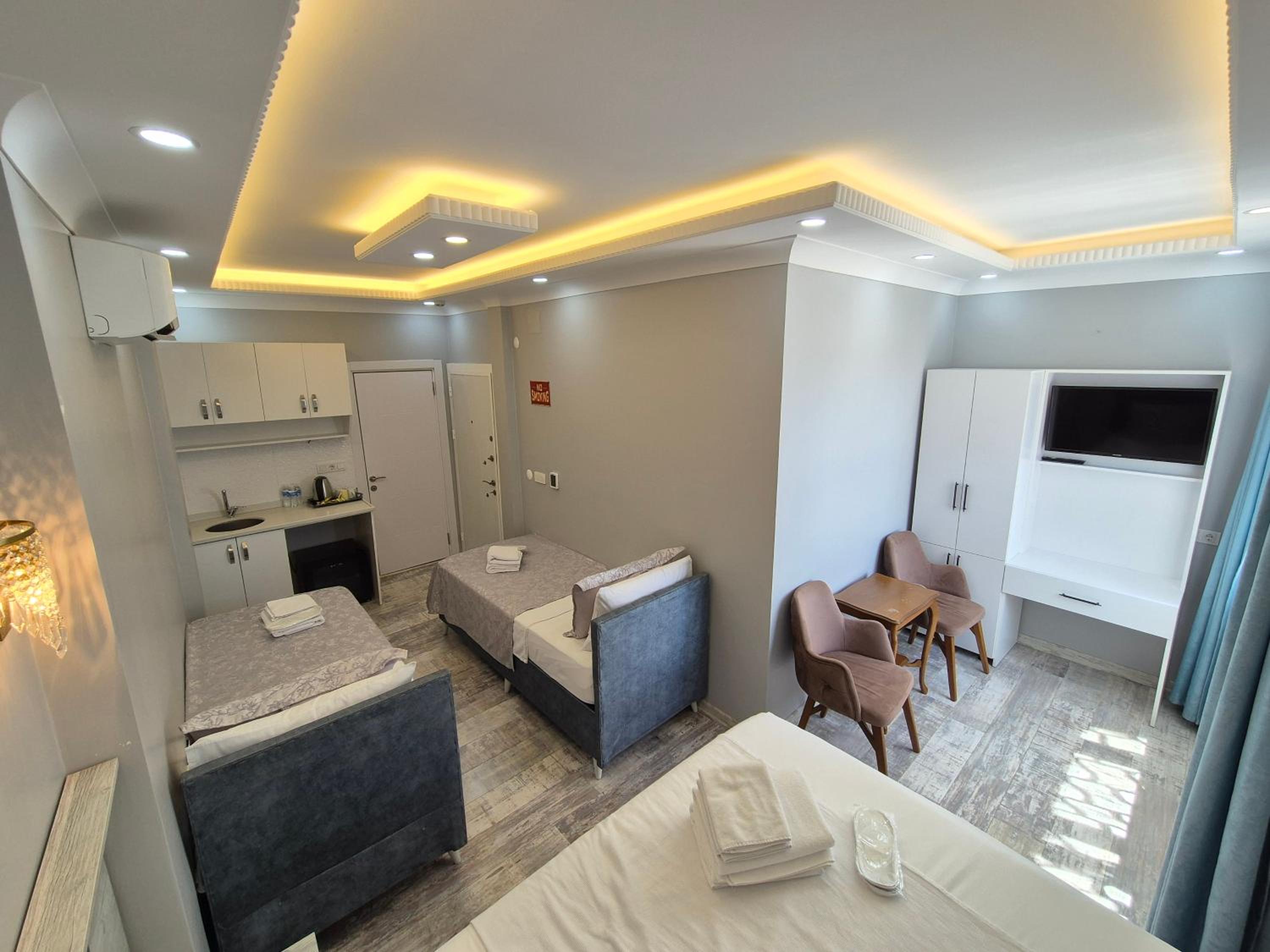 Quadruple Room with Sea View photo 1