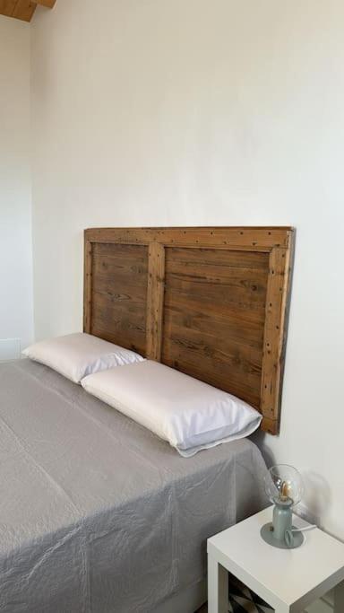 One-Bedroom House photo 1
