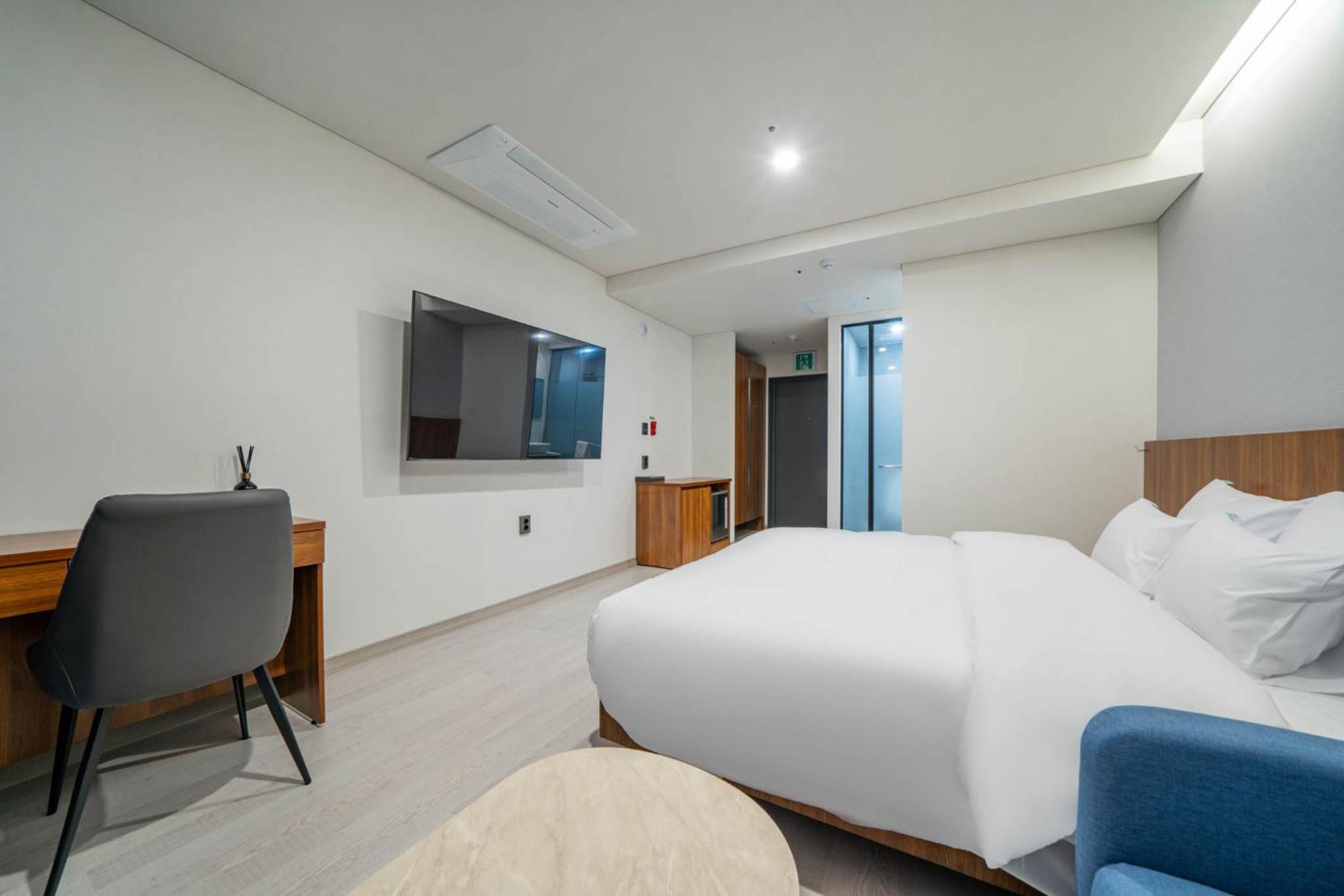 Deluxe Double Room photo 2
