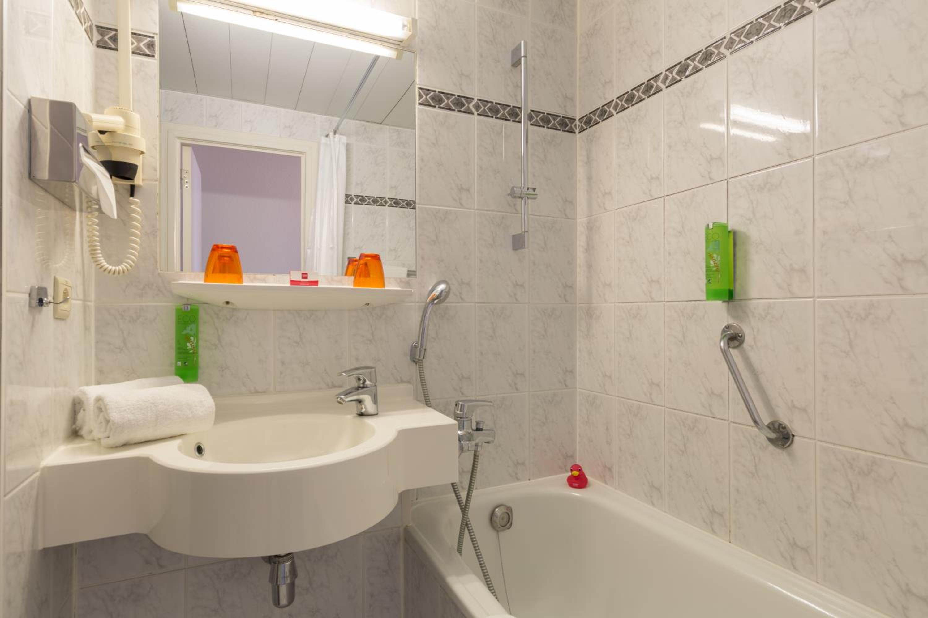 Classic Double Room - Photo 4