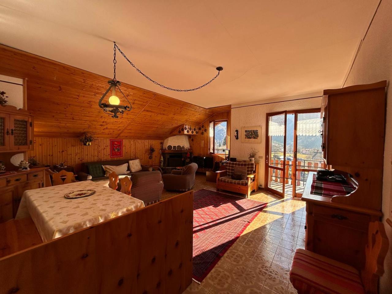Two-Bedroom Apartment With Mountain View
