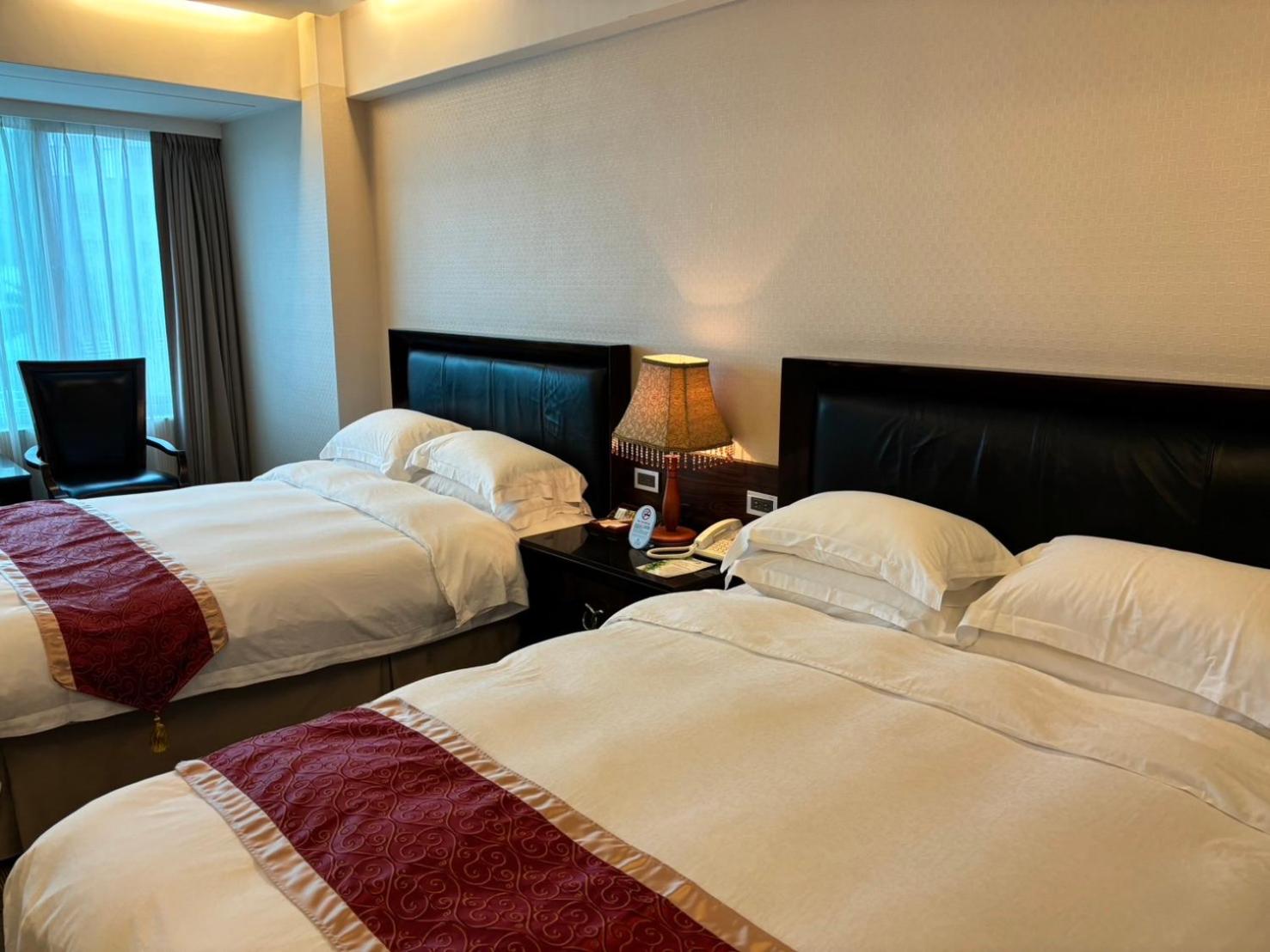 Quadruple Room with Bath photo 2