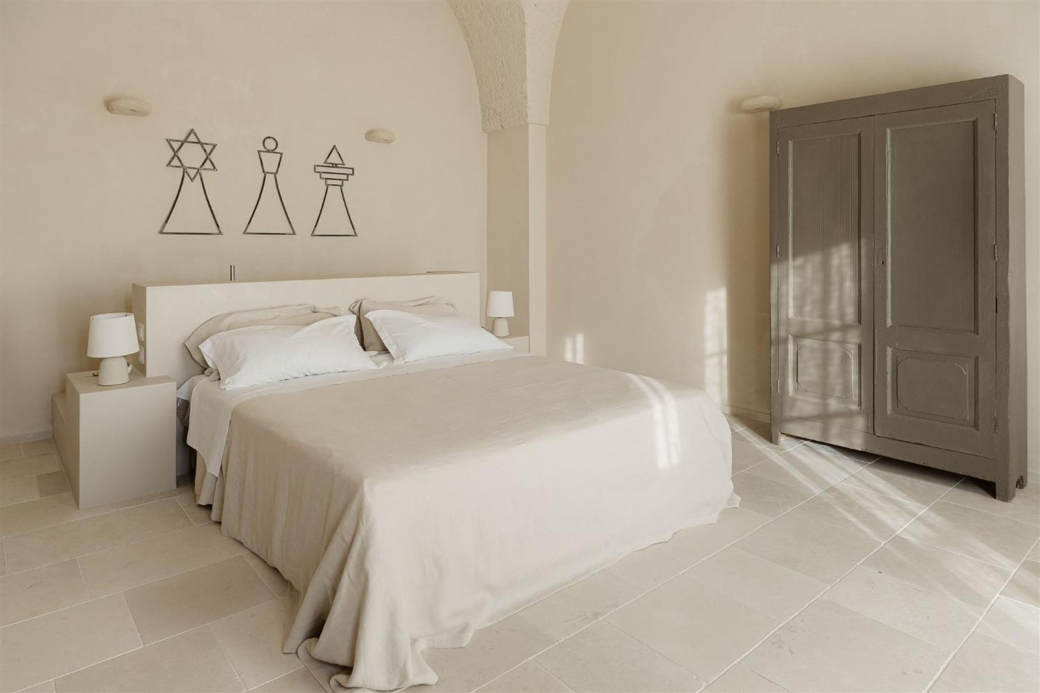 Double Room with Bath photo 3