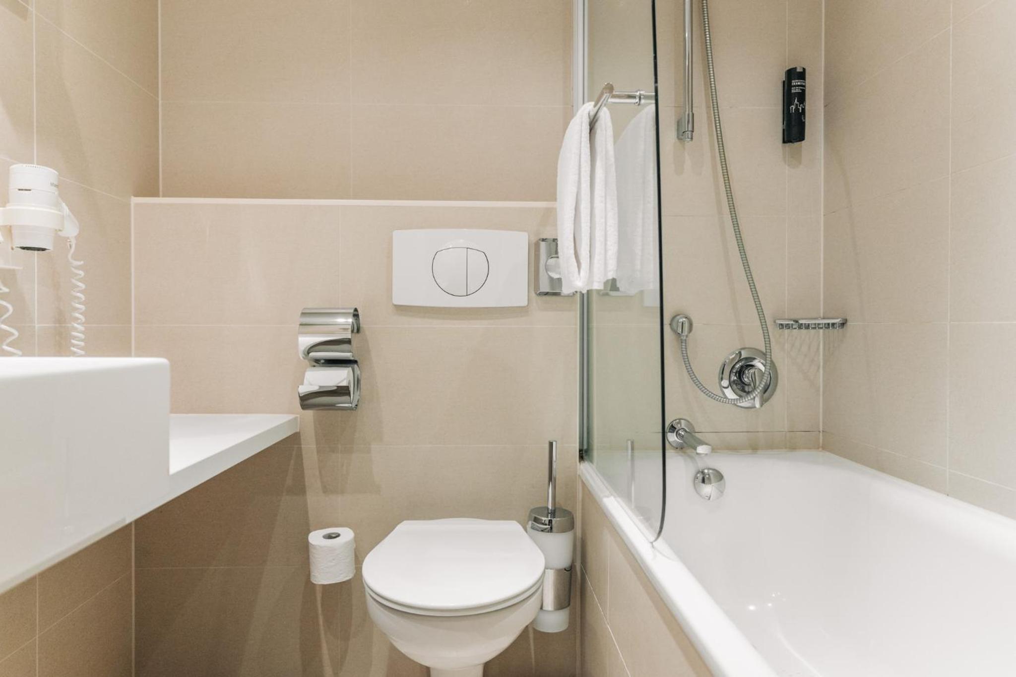 Double Room - Photo 2