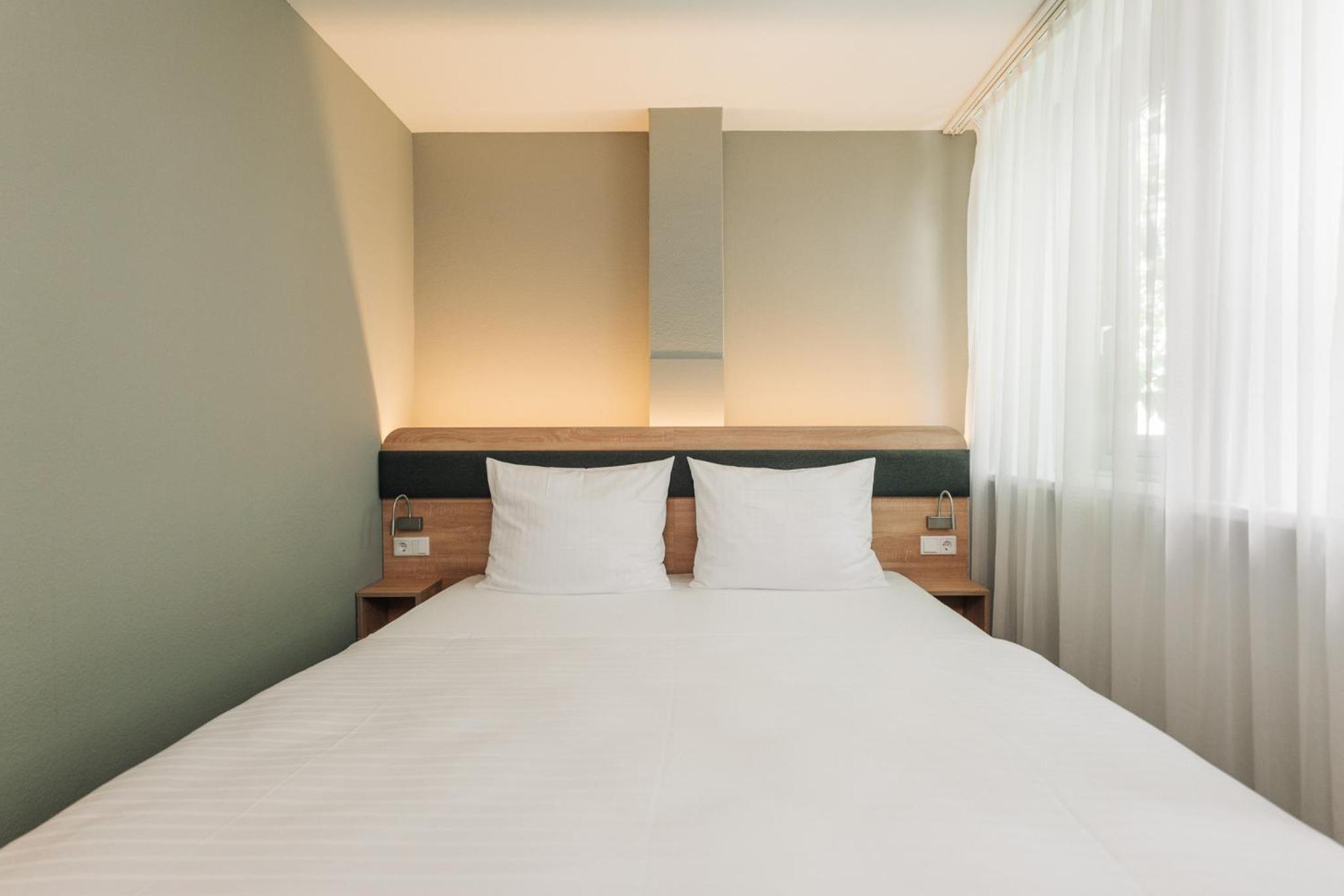 Double Room - Photo 10
