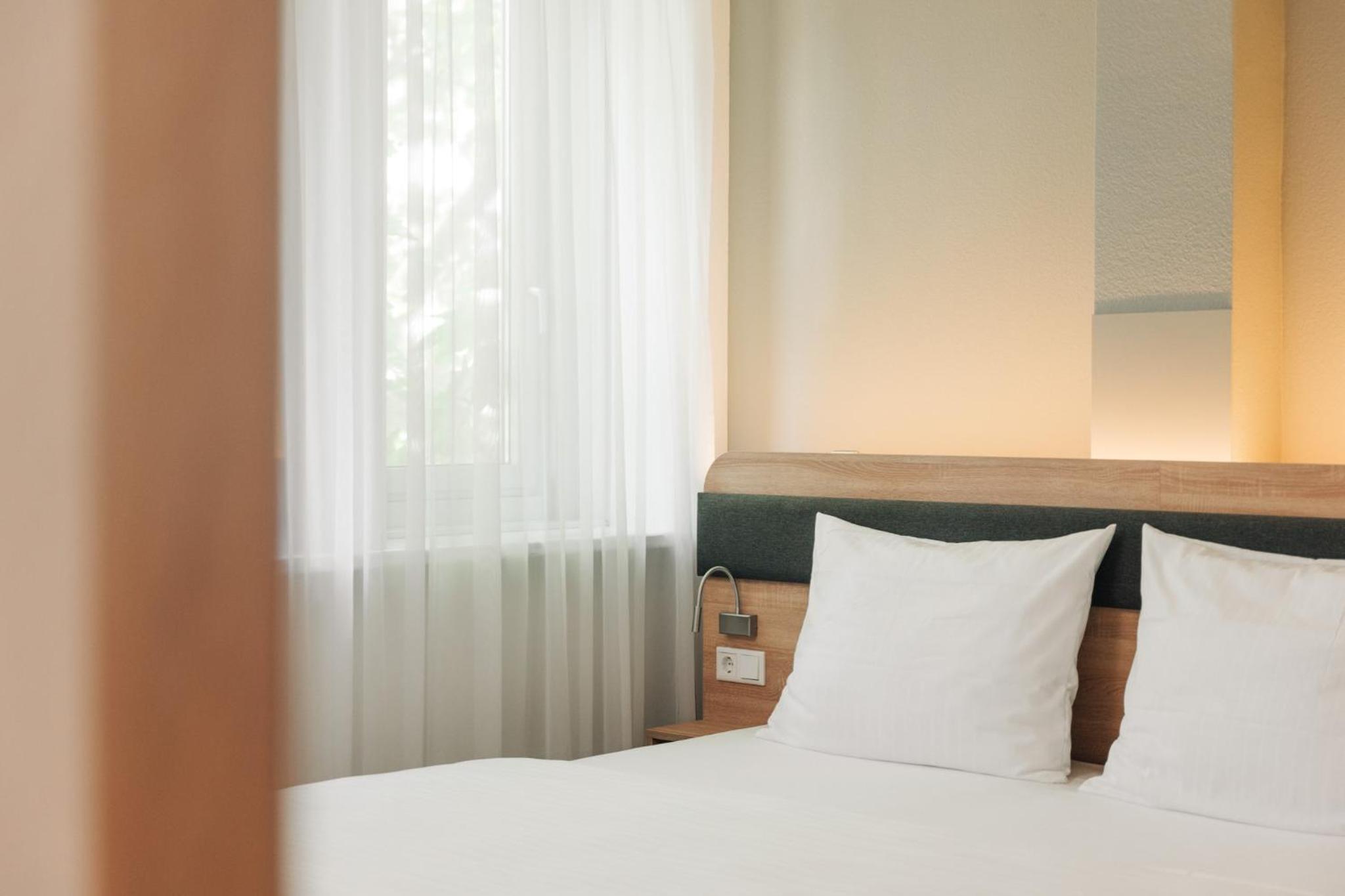 Double Room - Photo 17