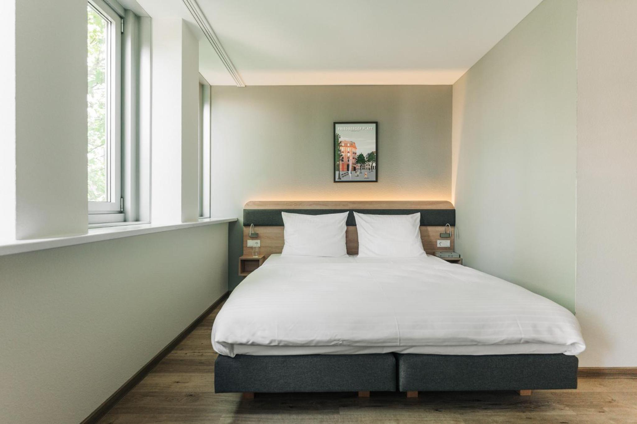 Double Room - Photo 25