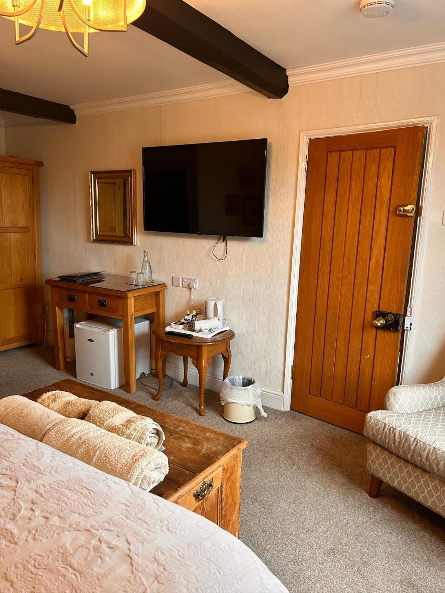 Deluxe Double or Twin Room - Photo 1