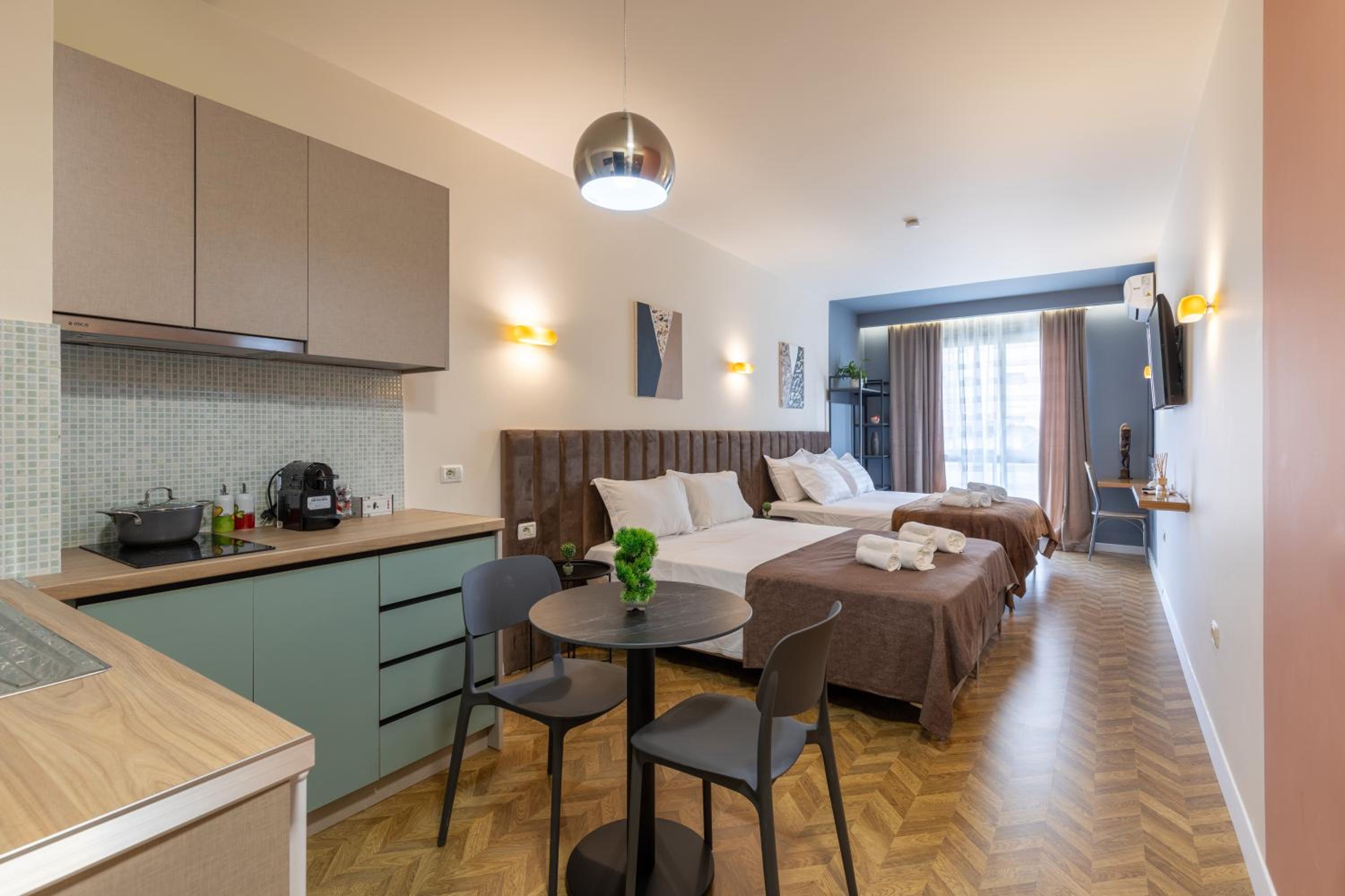 One-Bedroom Apartment
