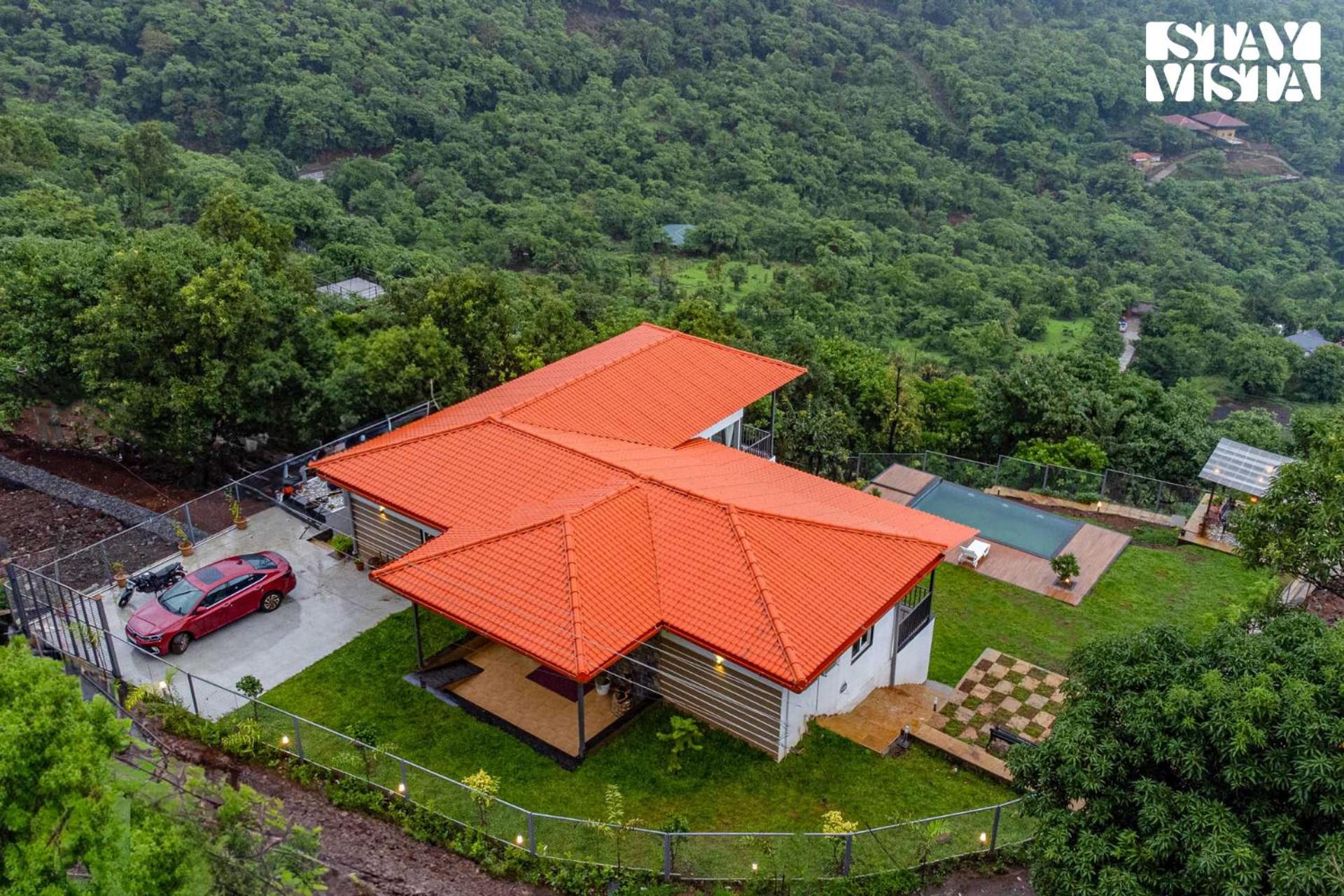 Villa photo 3