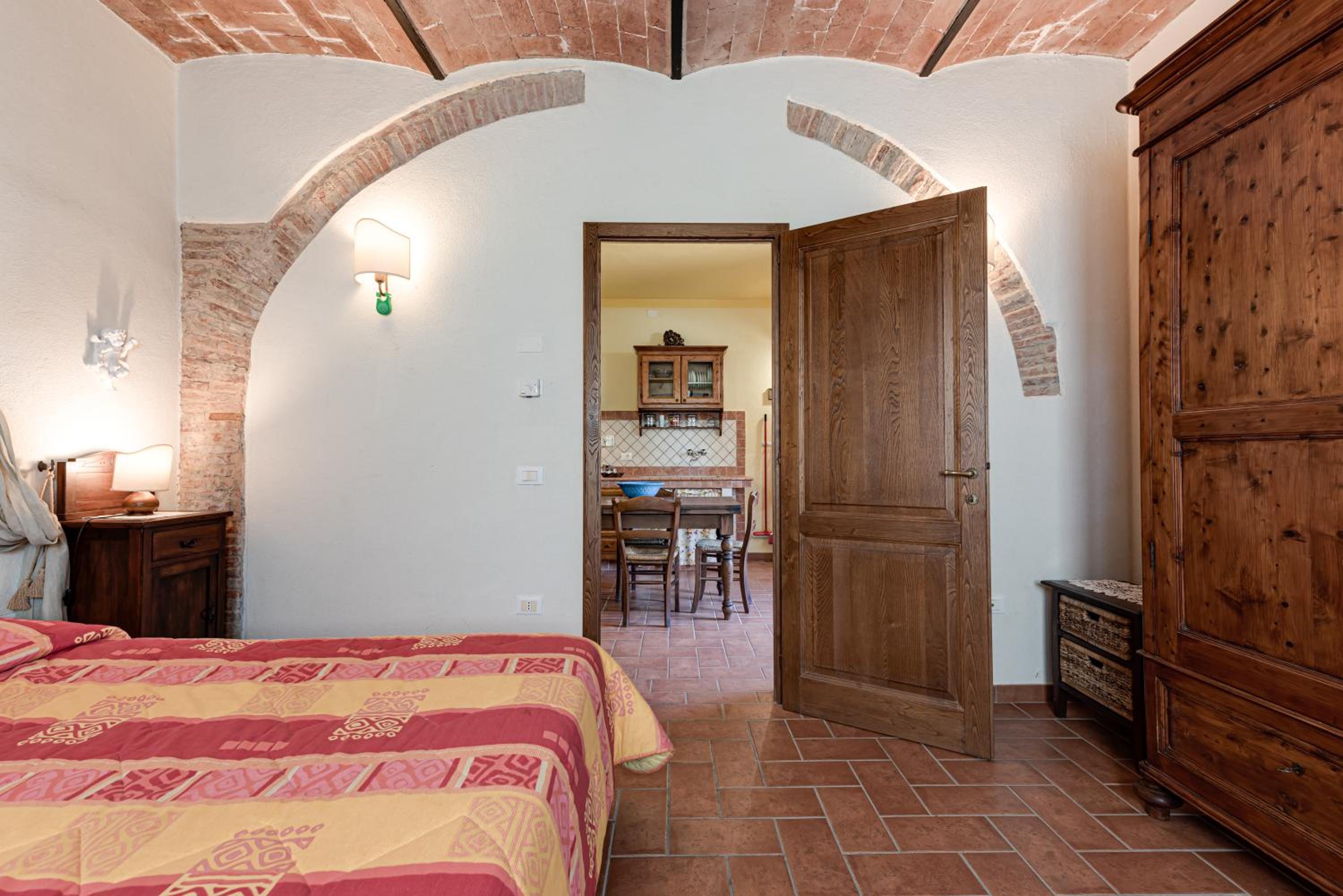 One-Bedroom Apartment with Garden View photo 3