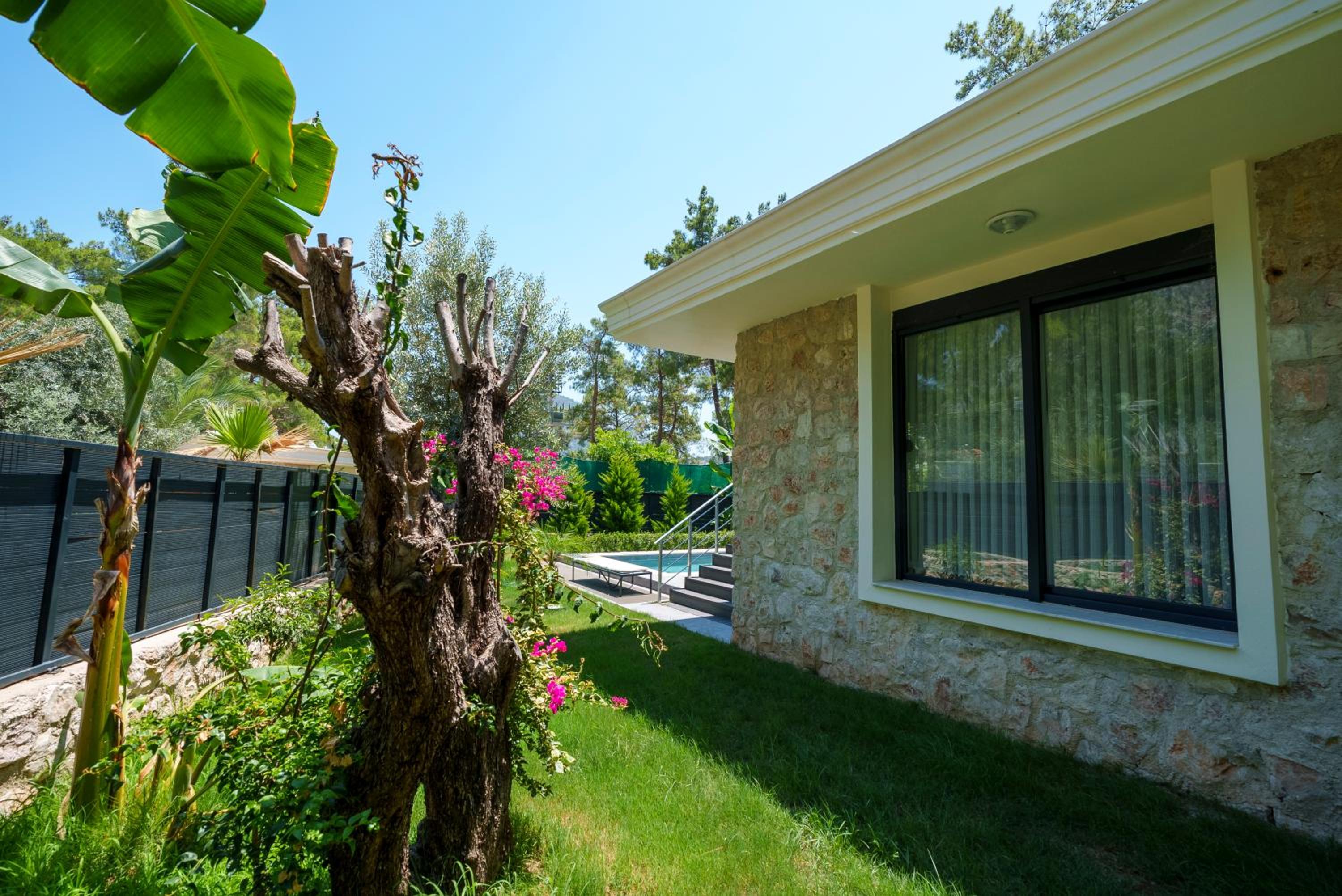 Villa With Private Pool