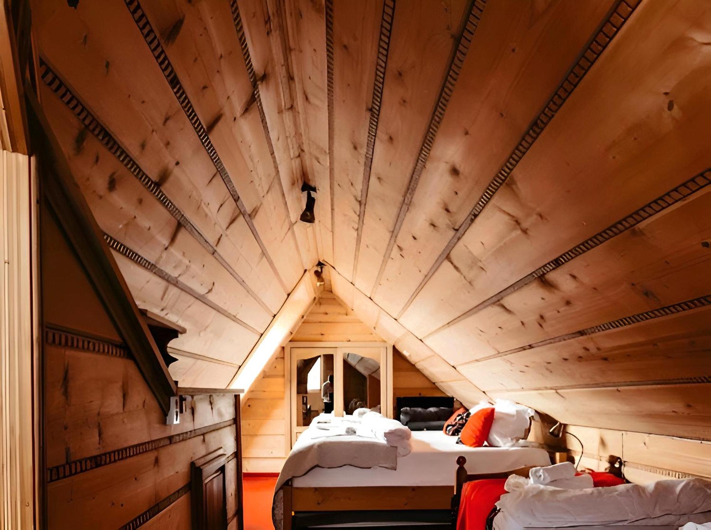 Quadruple Room - Photo 16