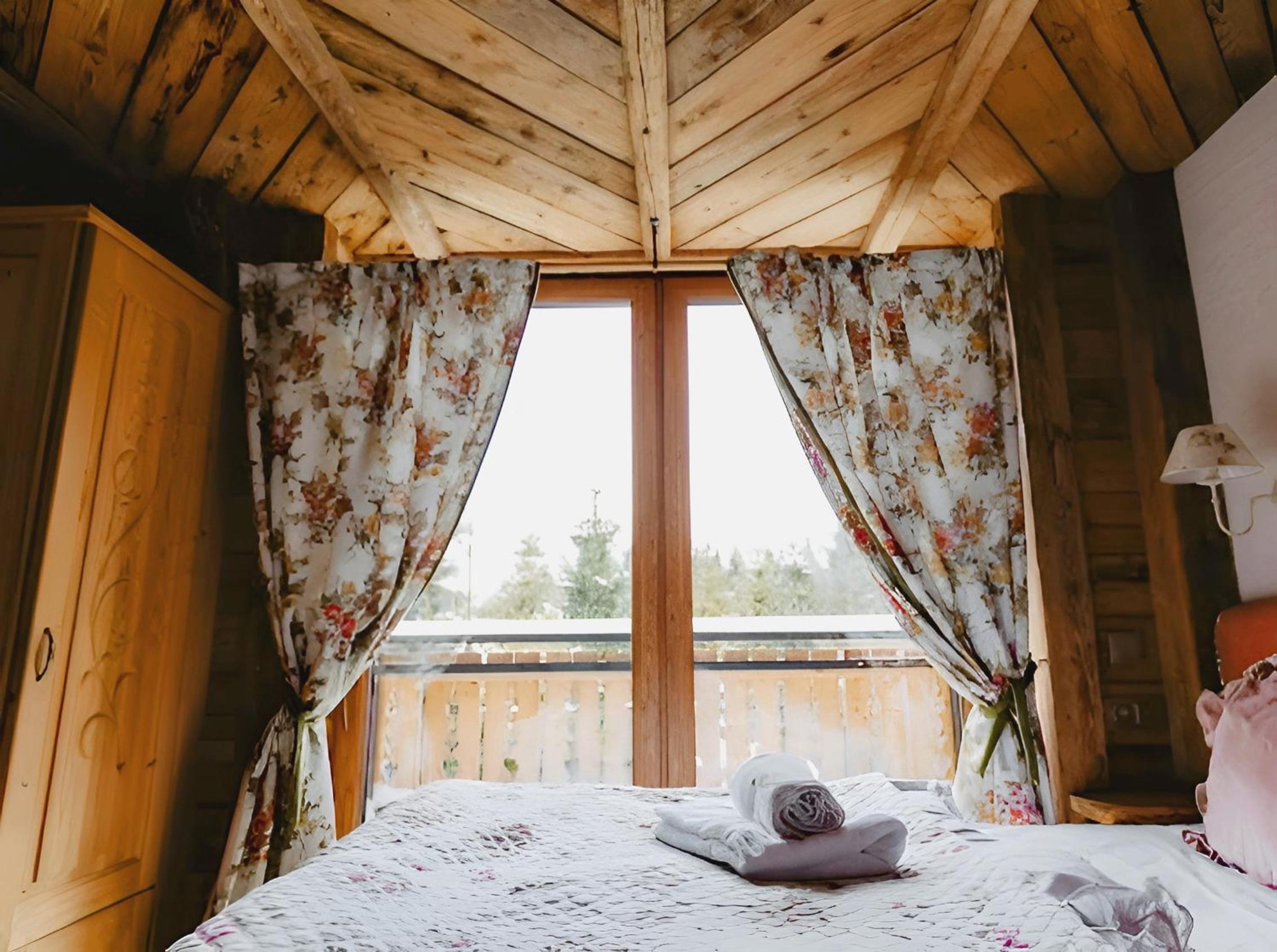 Double Room - Photo 10