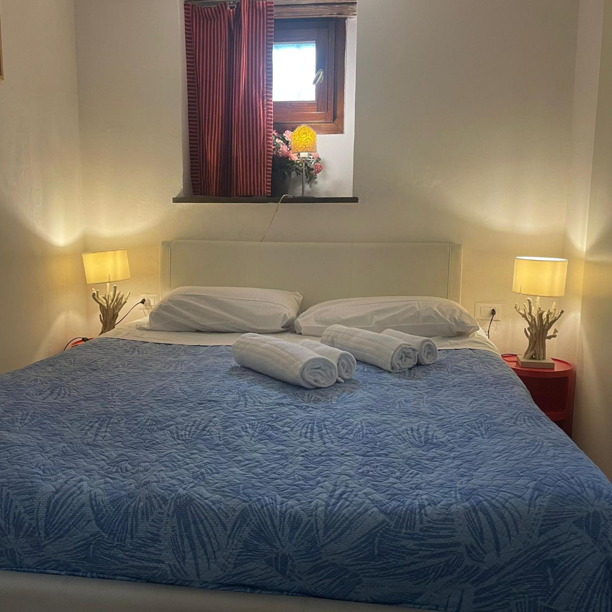One-Bedroom Apartment with Garden photo 2