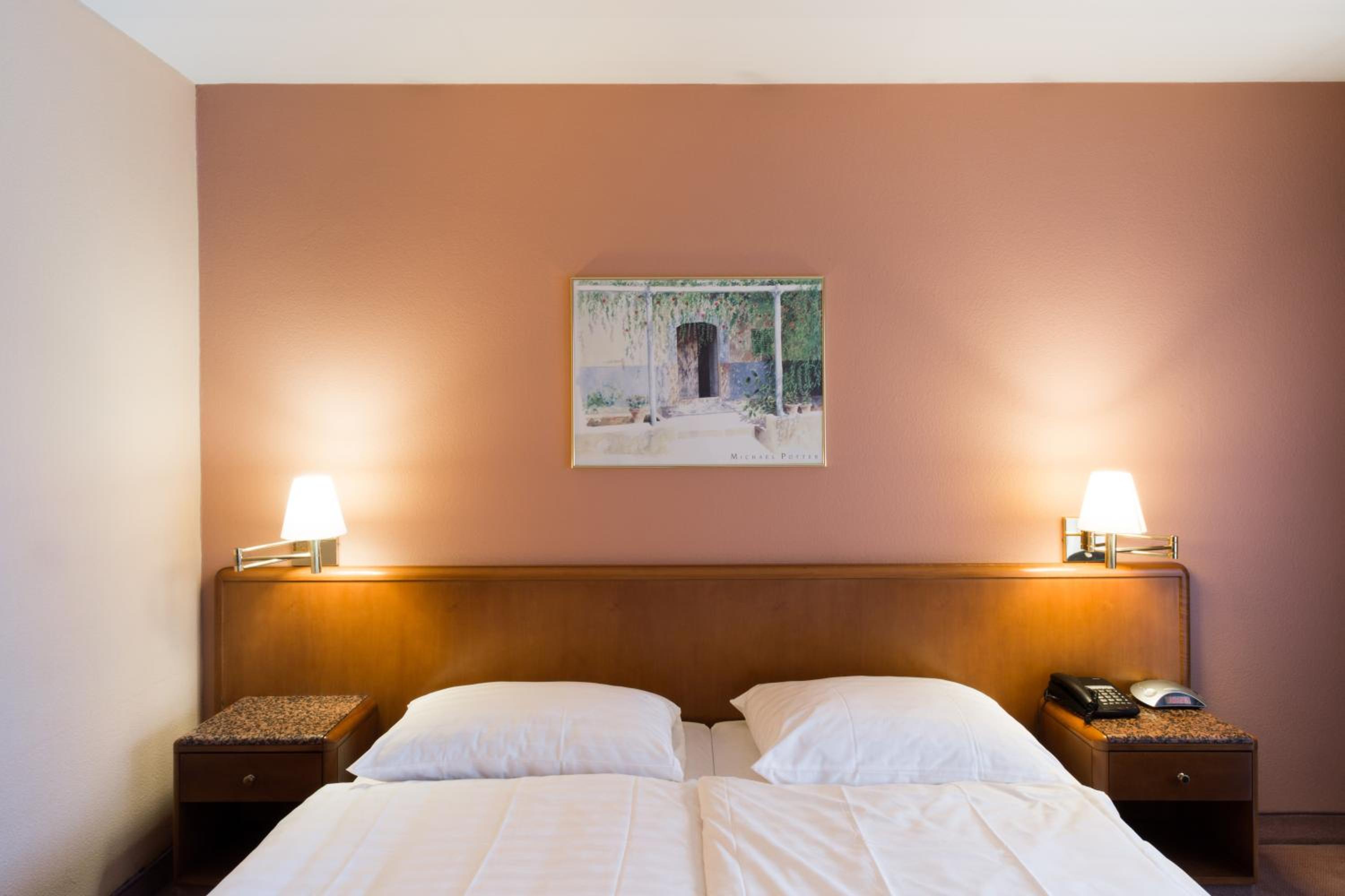 Double Room with Balcony photo 2