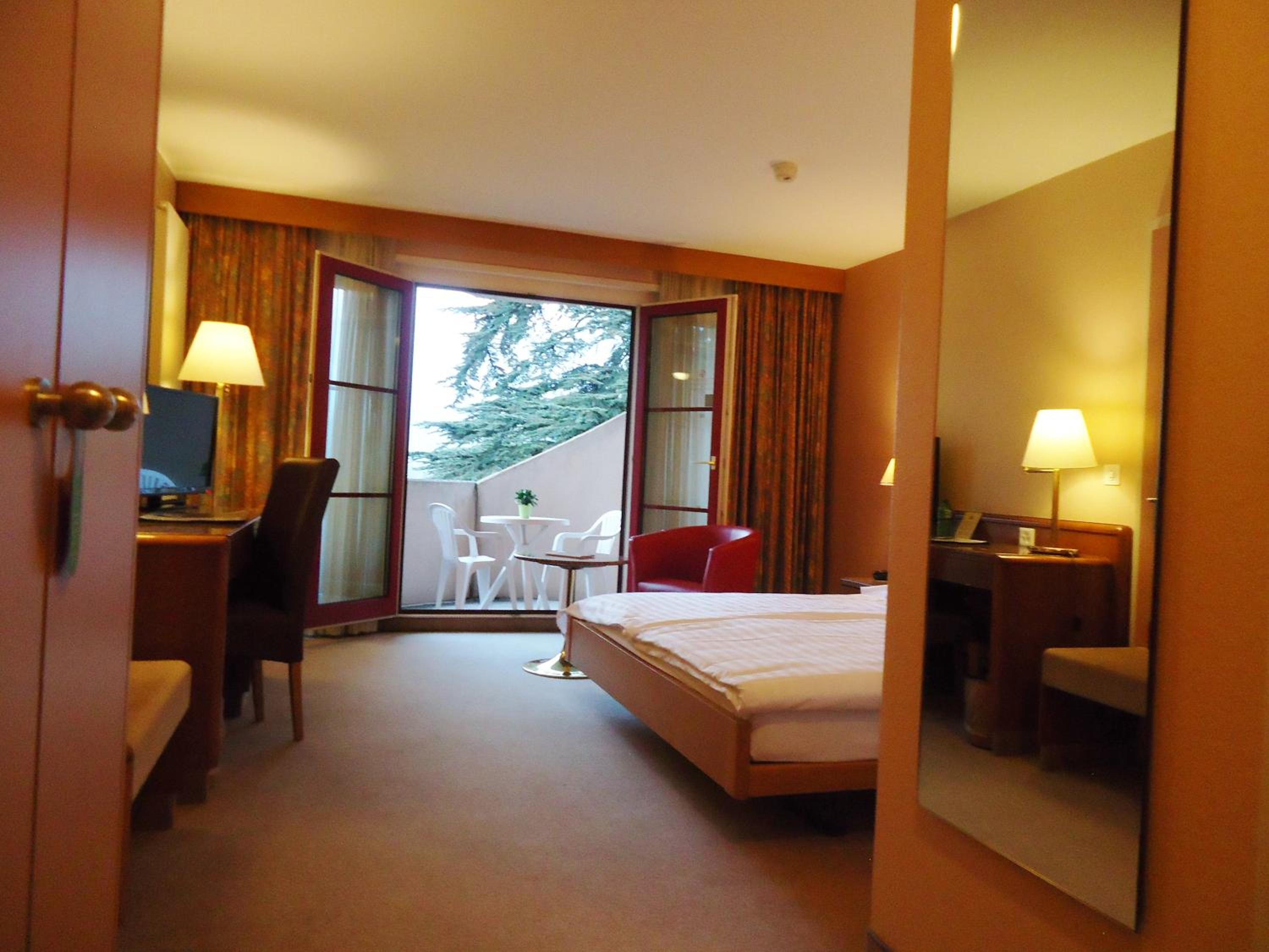 Double Room with Balcony photo 3