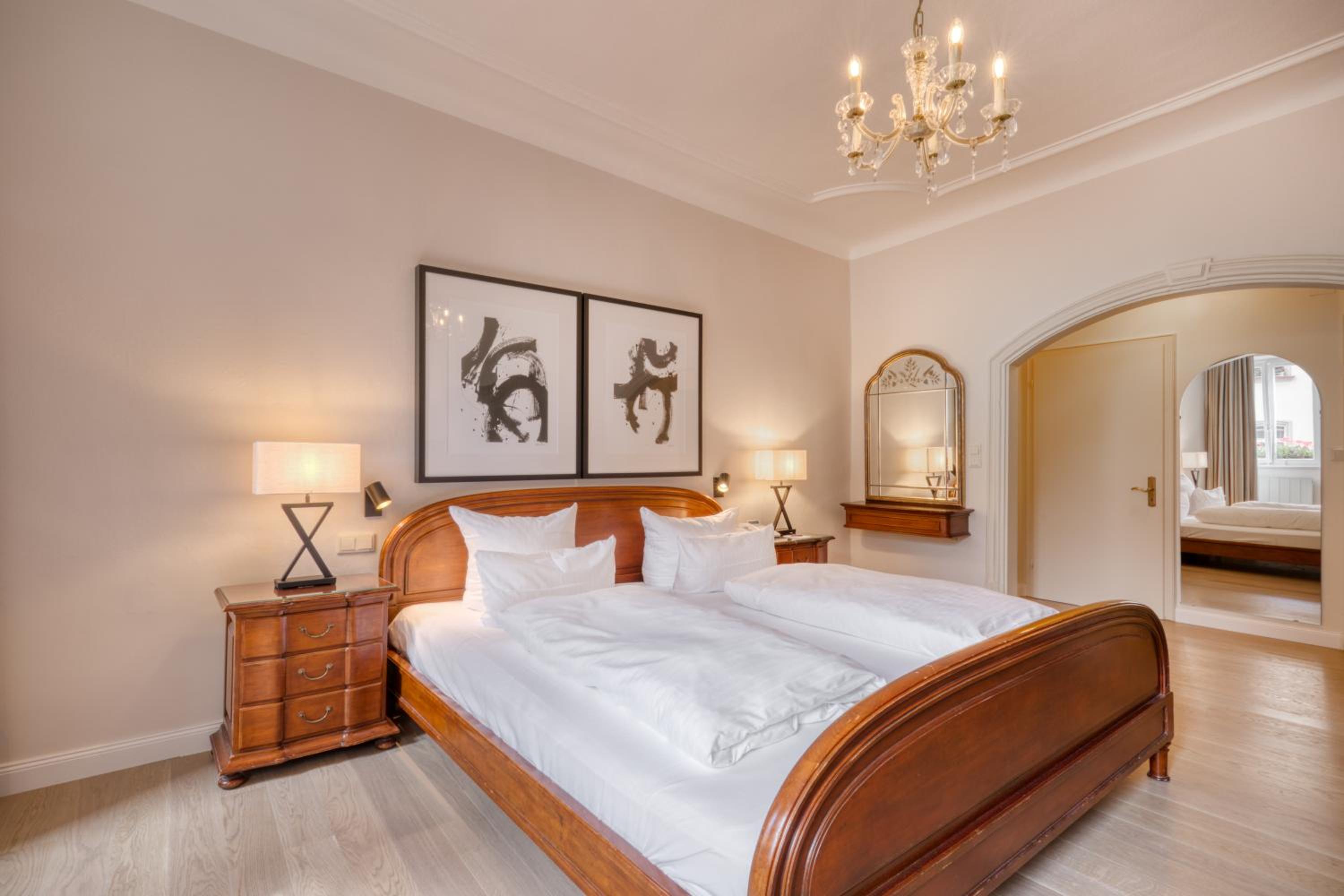 Standard Double Room - Photo 8