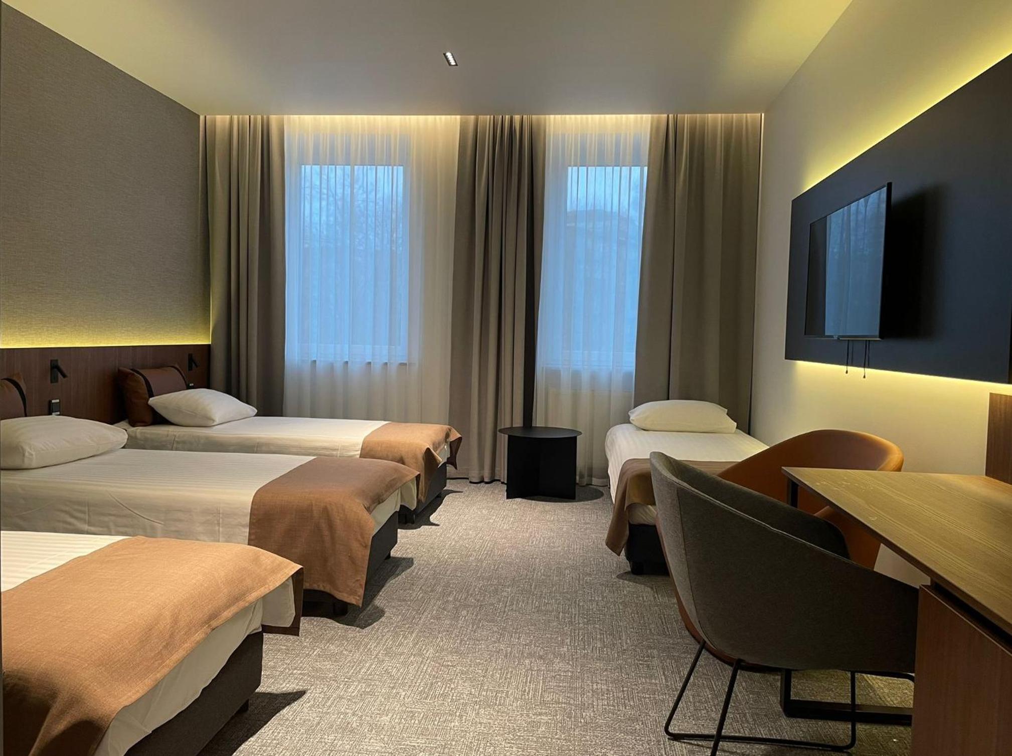 Standard Quadruple Room - Photo 1