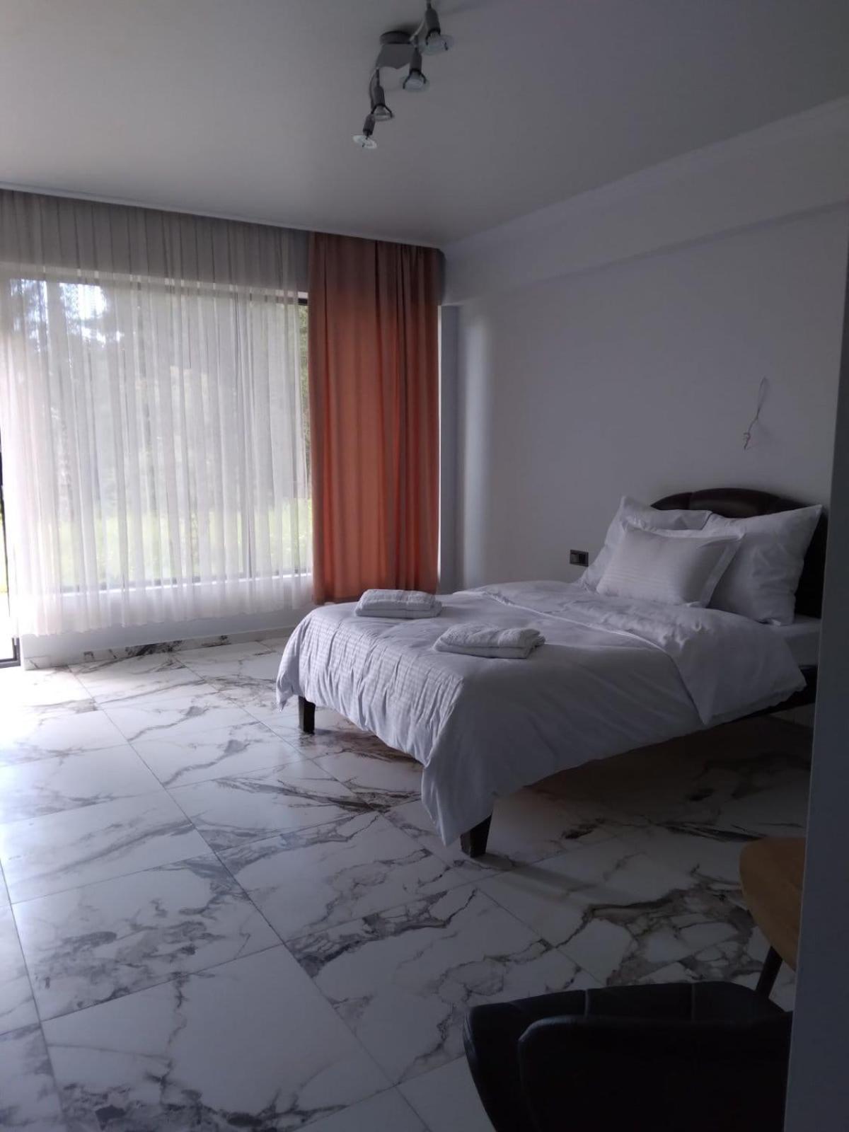 Family Room With Terrace photo 1