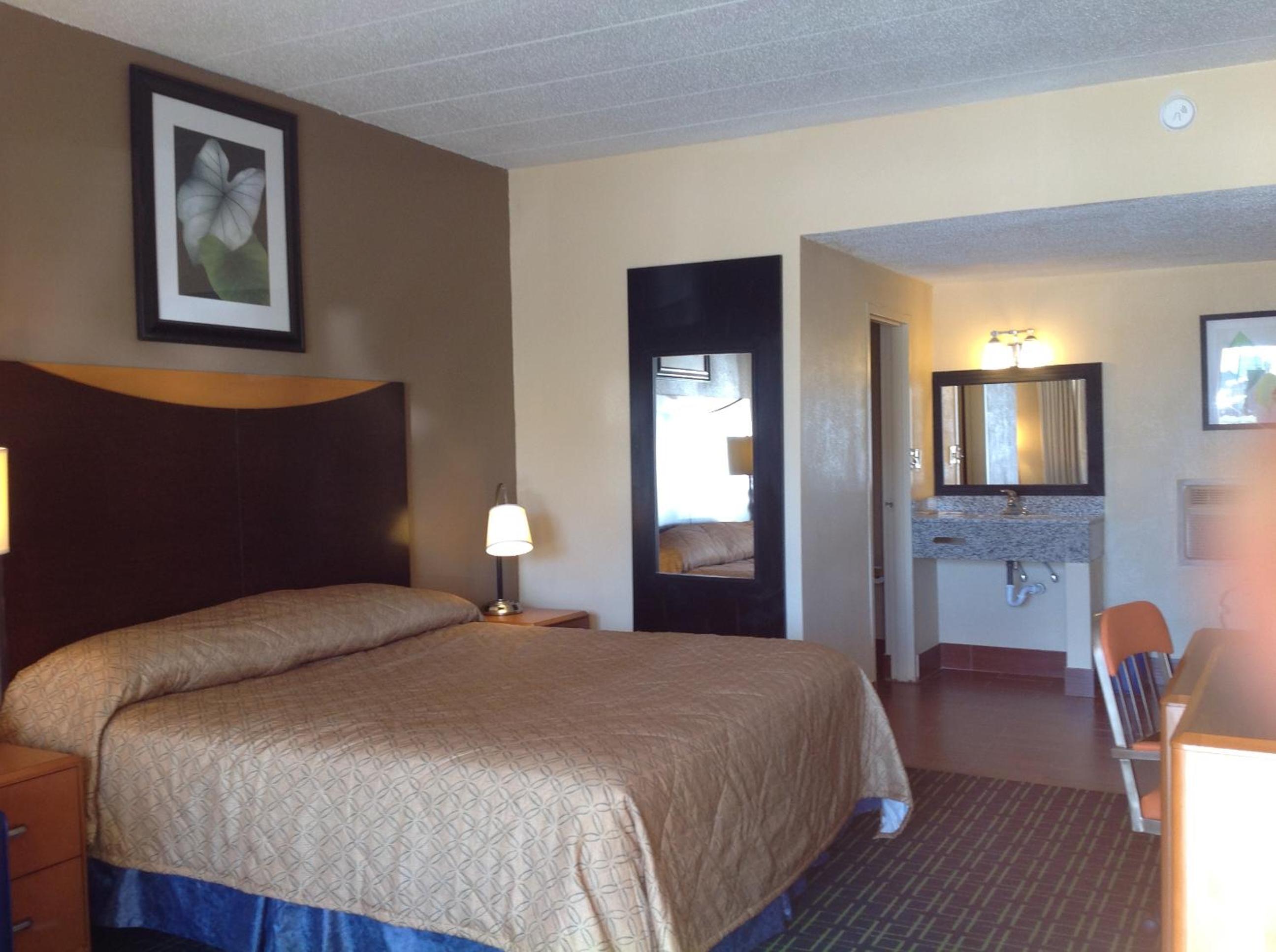 Deluxe King Room