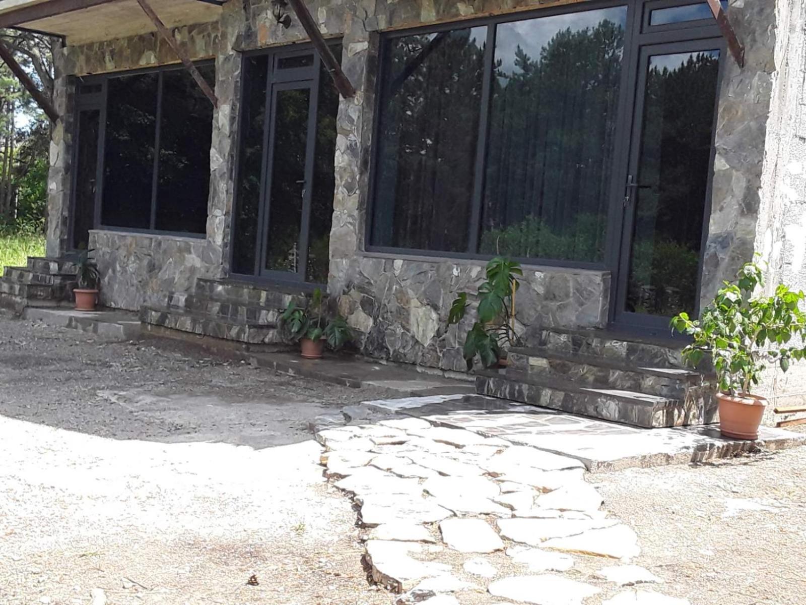 Family Room With Terrace photo 3