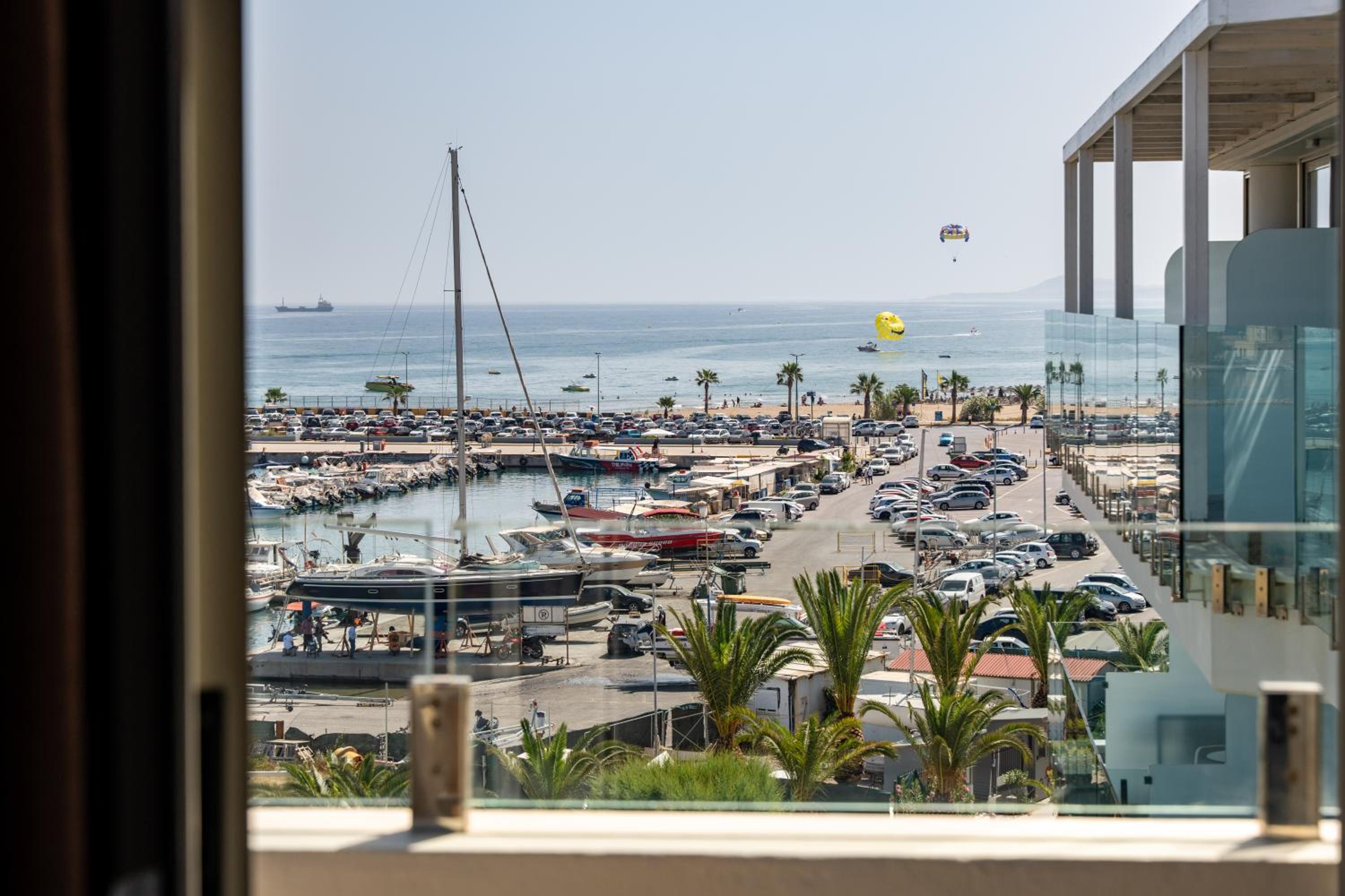 Grand Suite with Panoramic Sea View - Photo 5