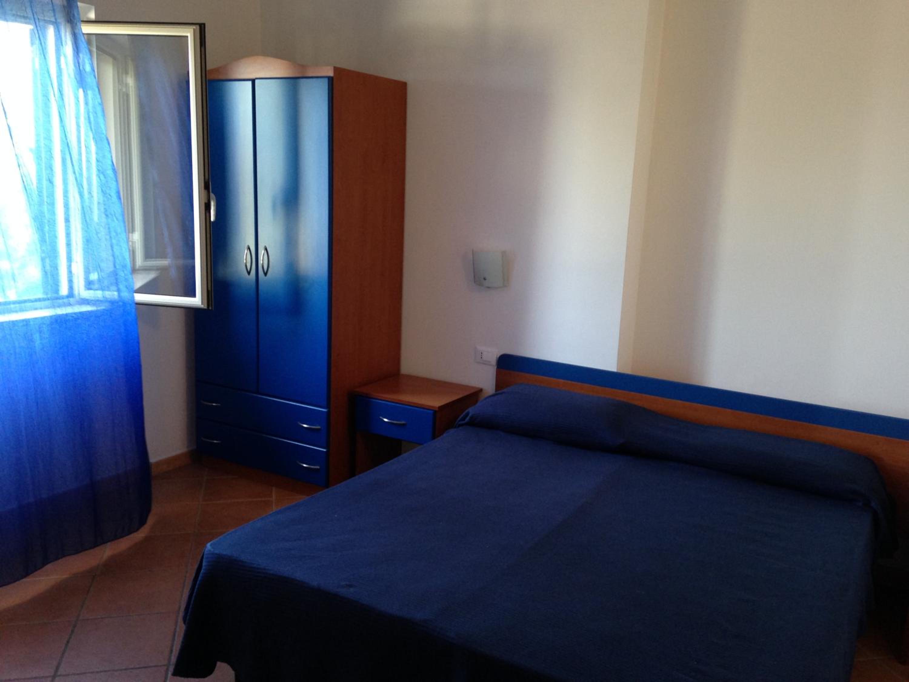 One-Bedroom Apartment with Sea View photo 1