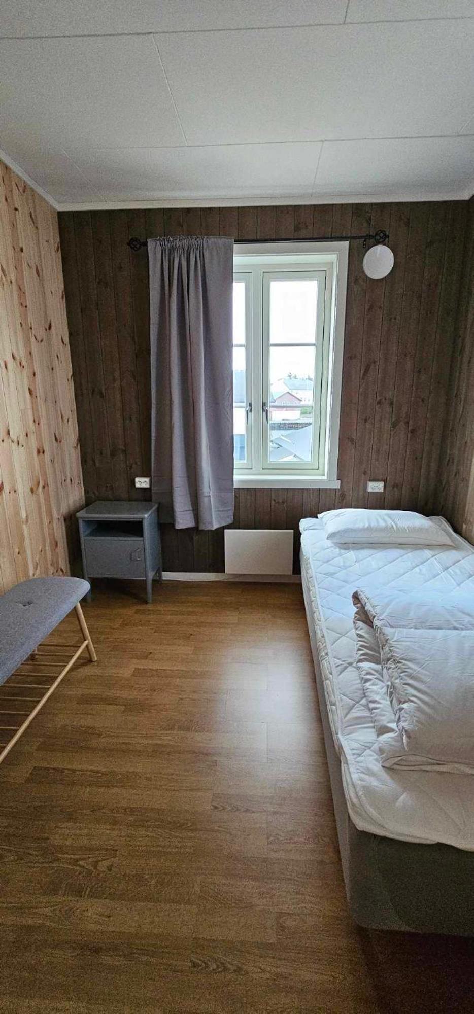 Large Apartment with View and Balcony - Photo 9