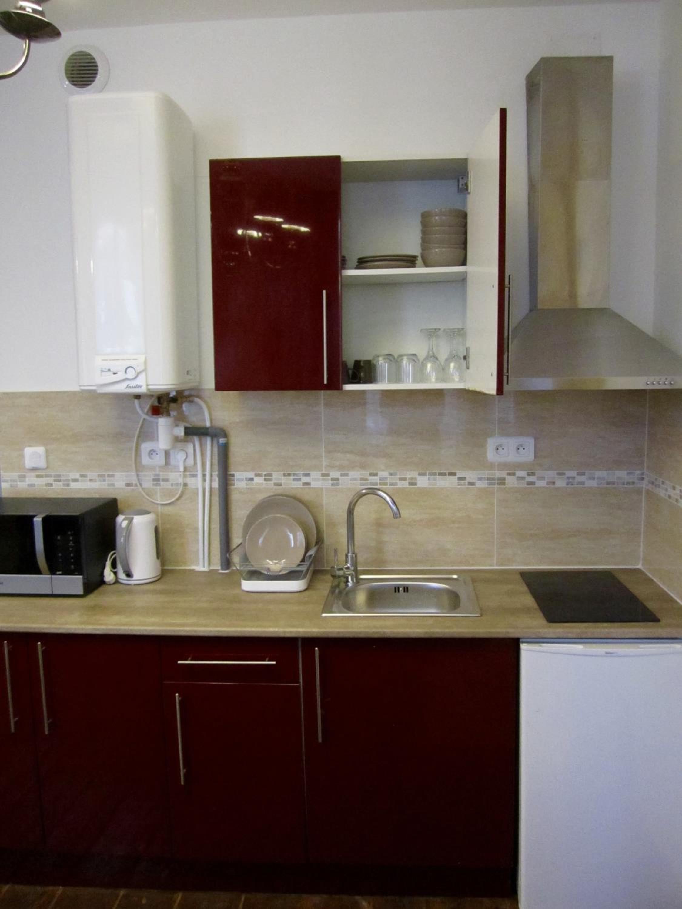 One-Bedroom Apartment - 2nd Floor - Photo 12