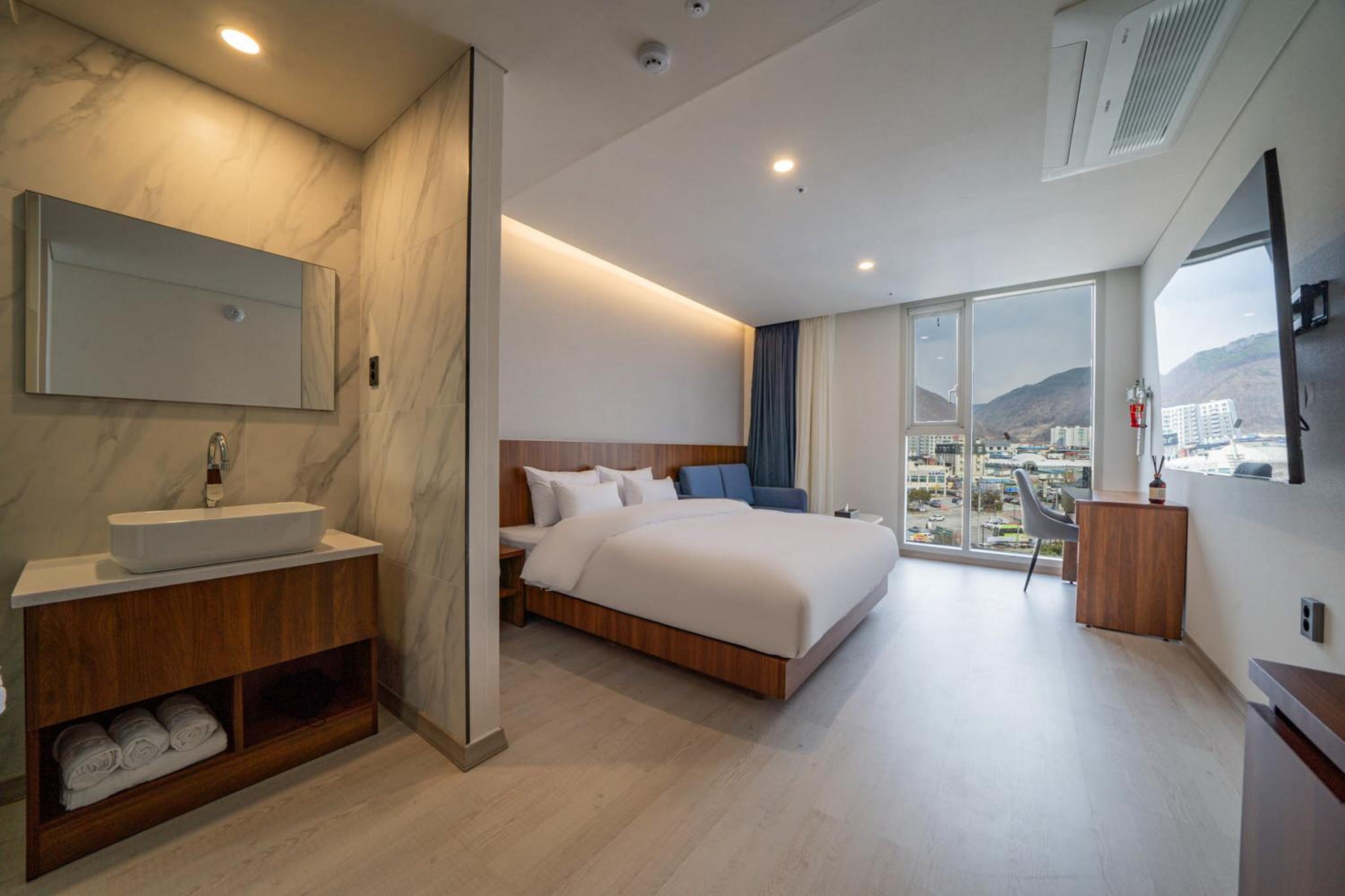 Deluxe Double Room photo 1