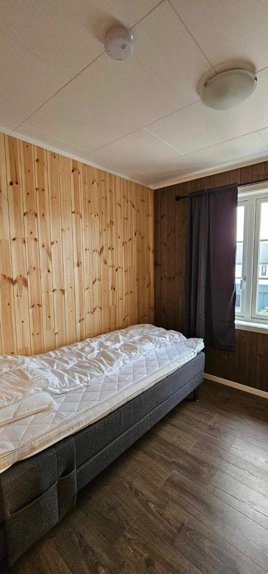 Large Apartment with View and Balcony - Photo 12
