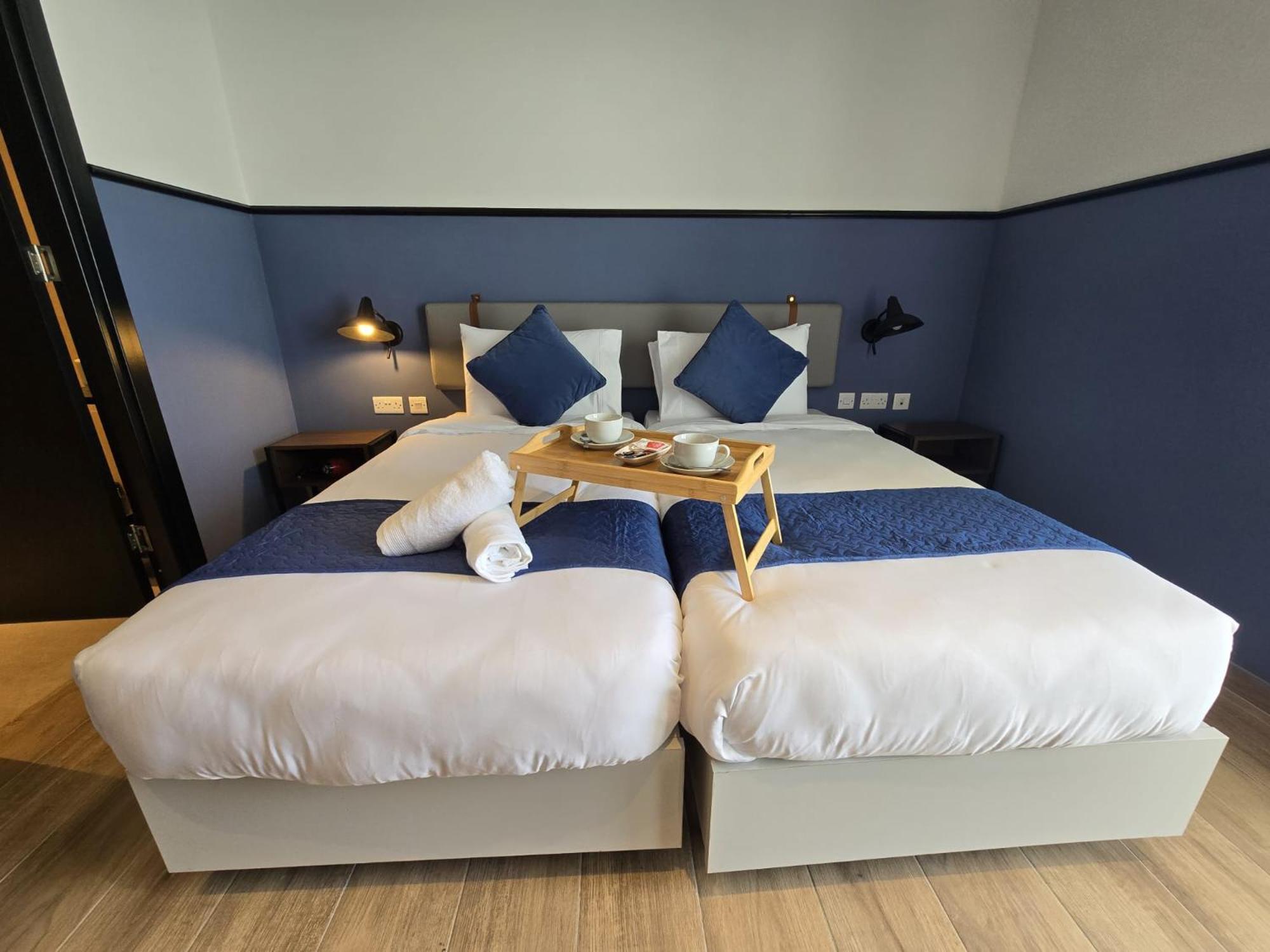 Deluxe Twin Room With Sea View photo 2