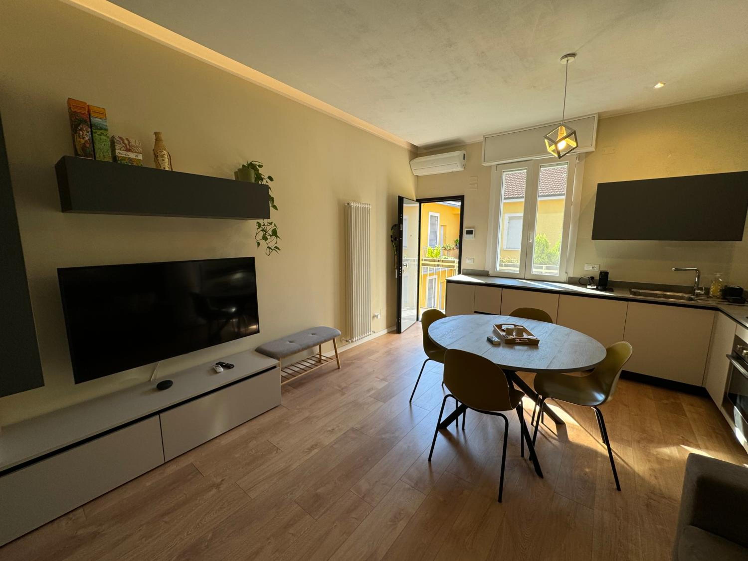One-Bedroom Apartment