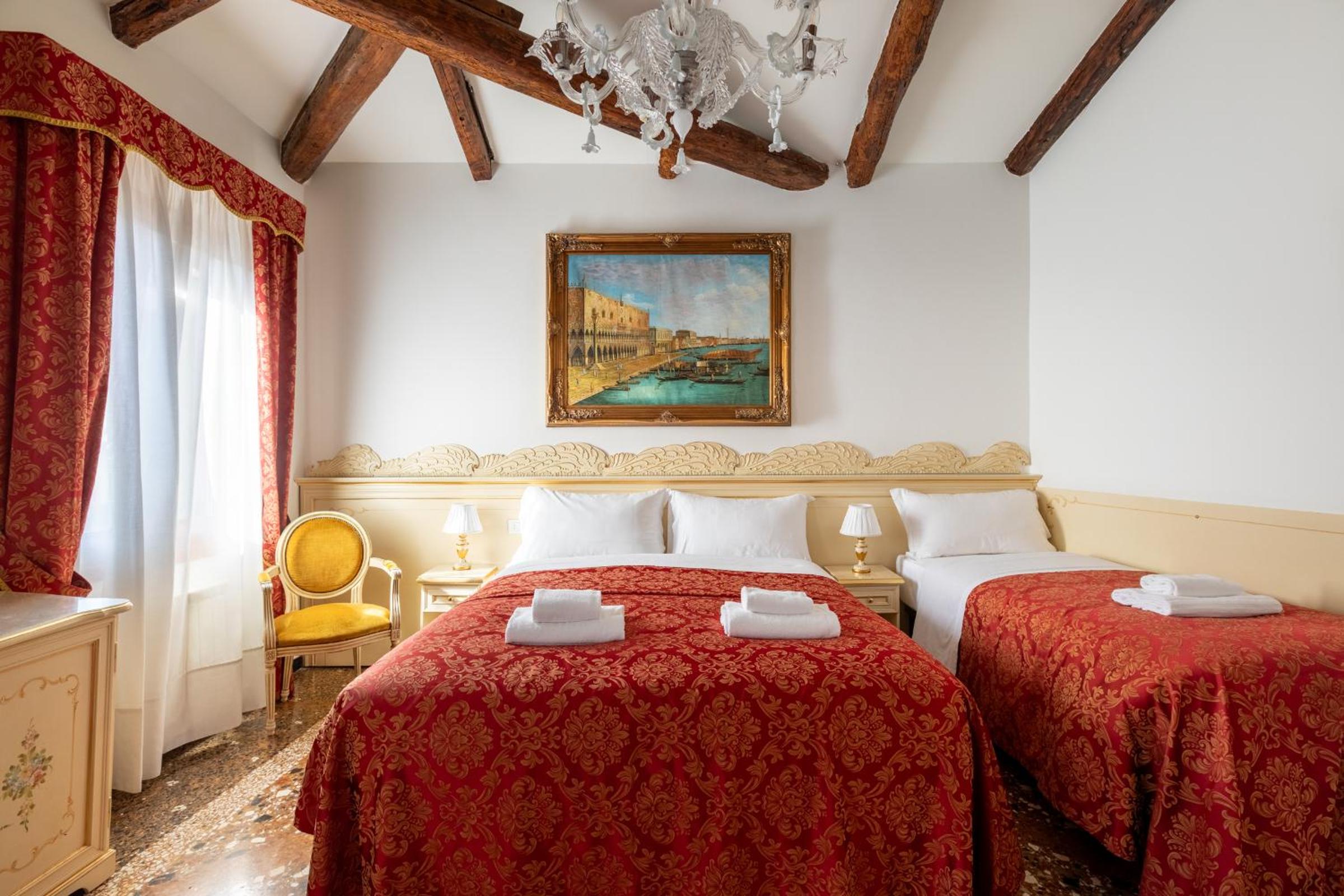 Comfort Triple Room photo 1