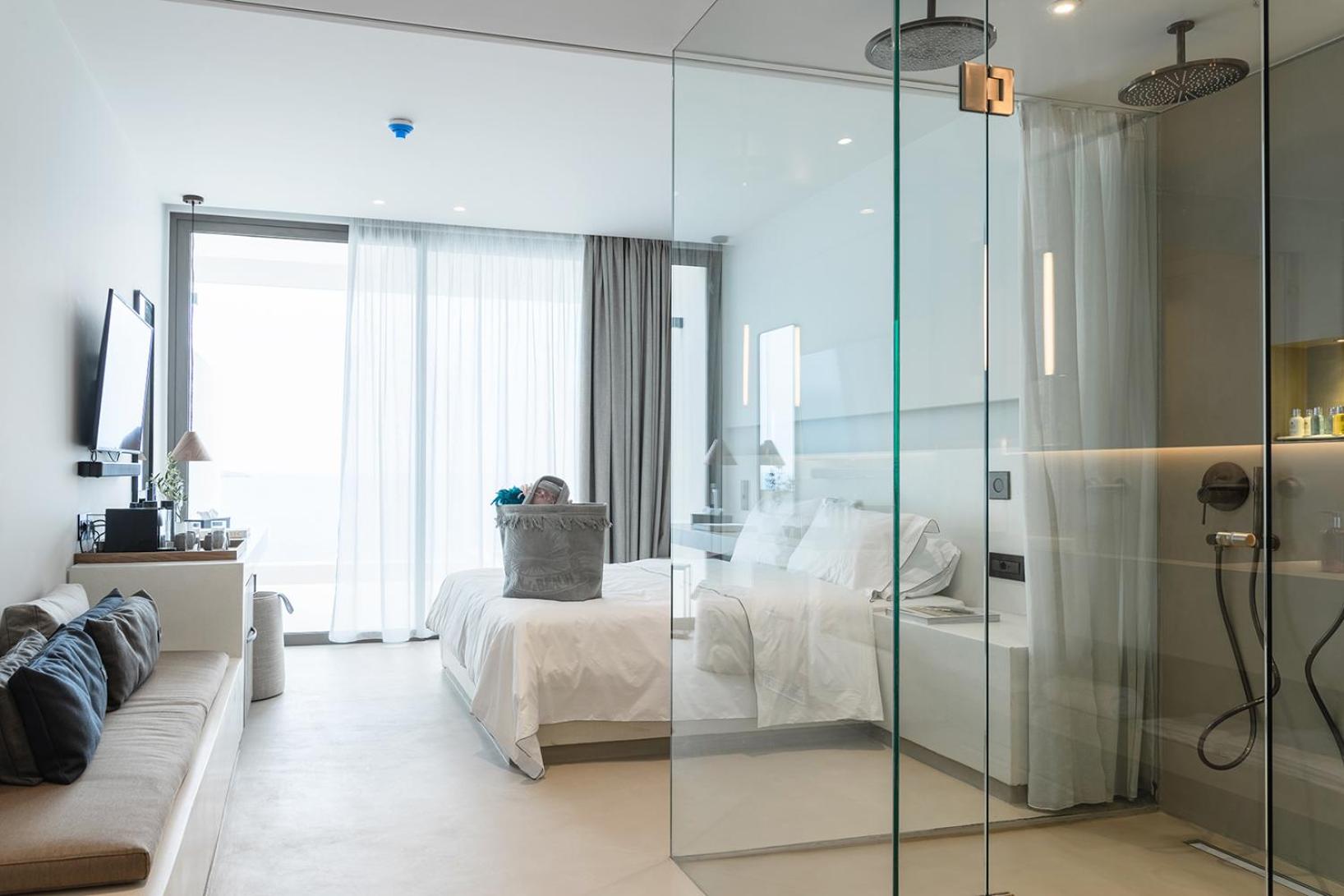 Premium Deluxe Suite Private Pool and Sunset Sea View