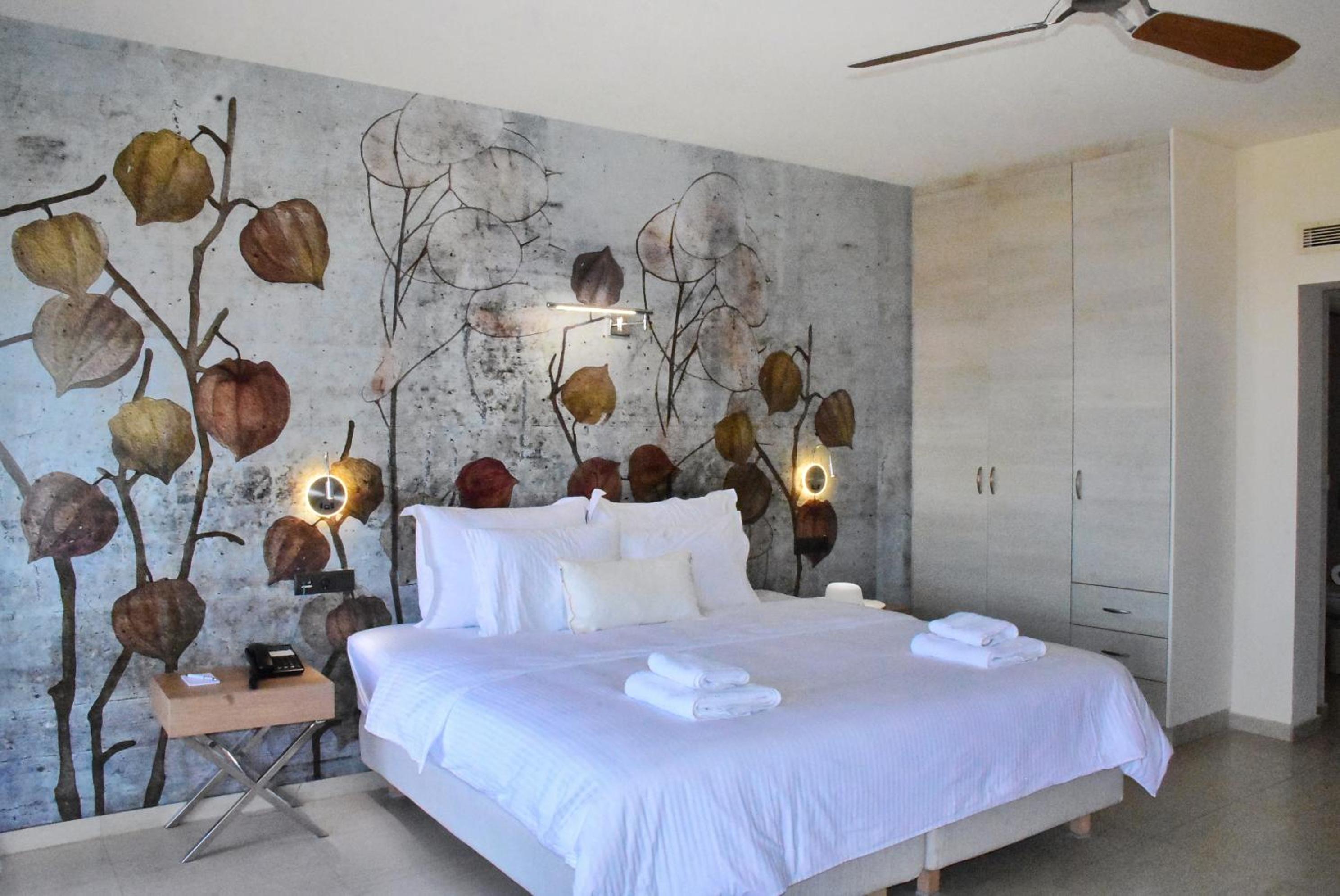 Junior Suite with Balcony